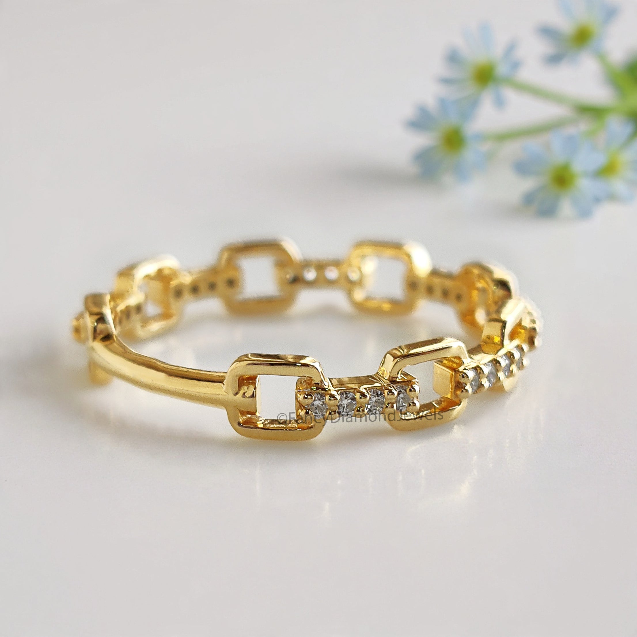 Round Cut Diamond Wedding Band Yellow Gold Unique Wedding Band Pave Diamond Chain Link Band Minimal Dainty Stacking Band Gift For Her FD539