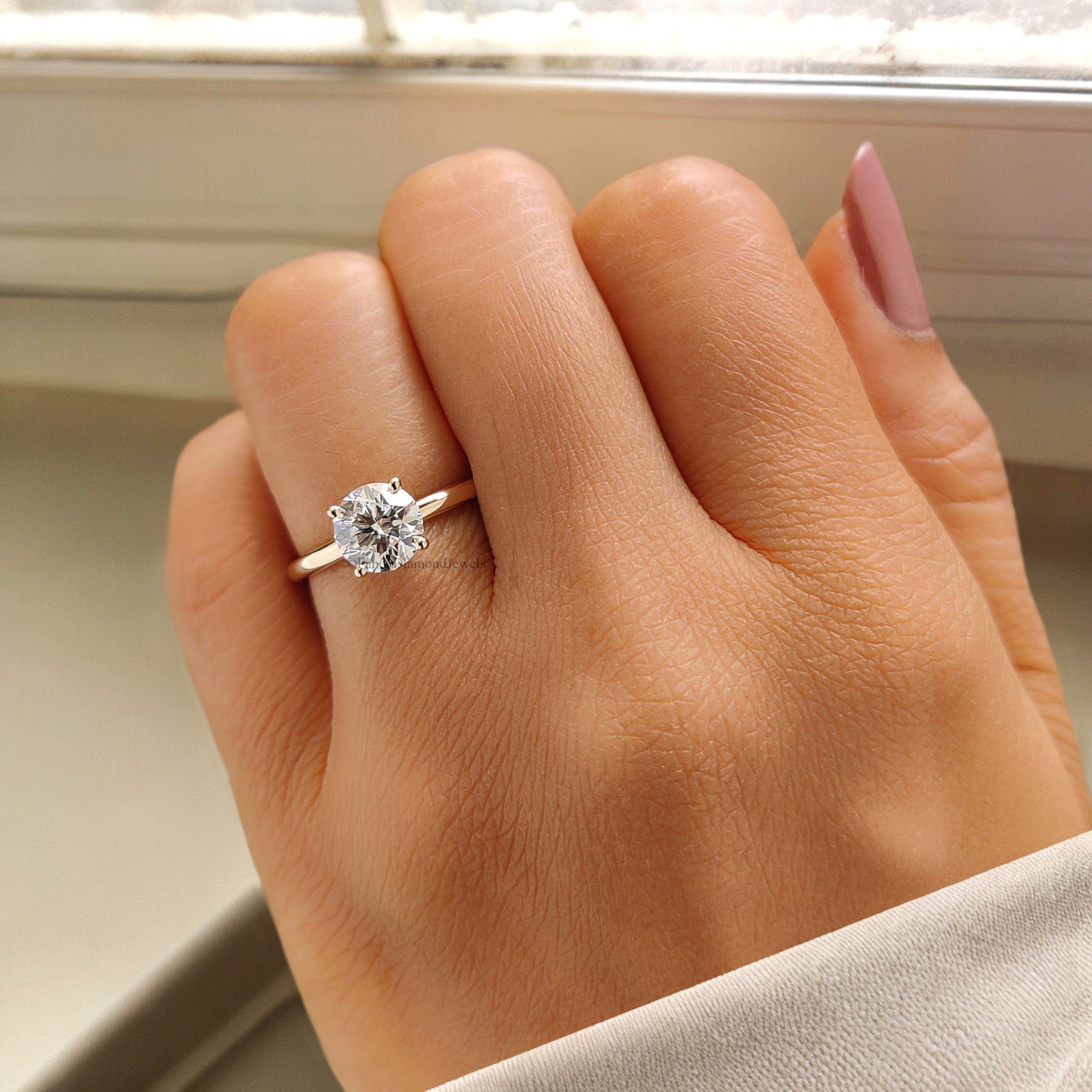 1.00 CT Round Brilliant Cut Lab Grown Engagement Ring Round Cut Moissanite Ring Prong Set Wedding Ring Anniversary Gift Ring For Her FD194