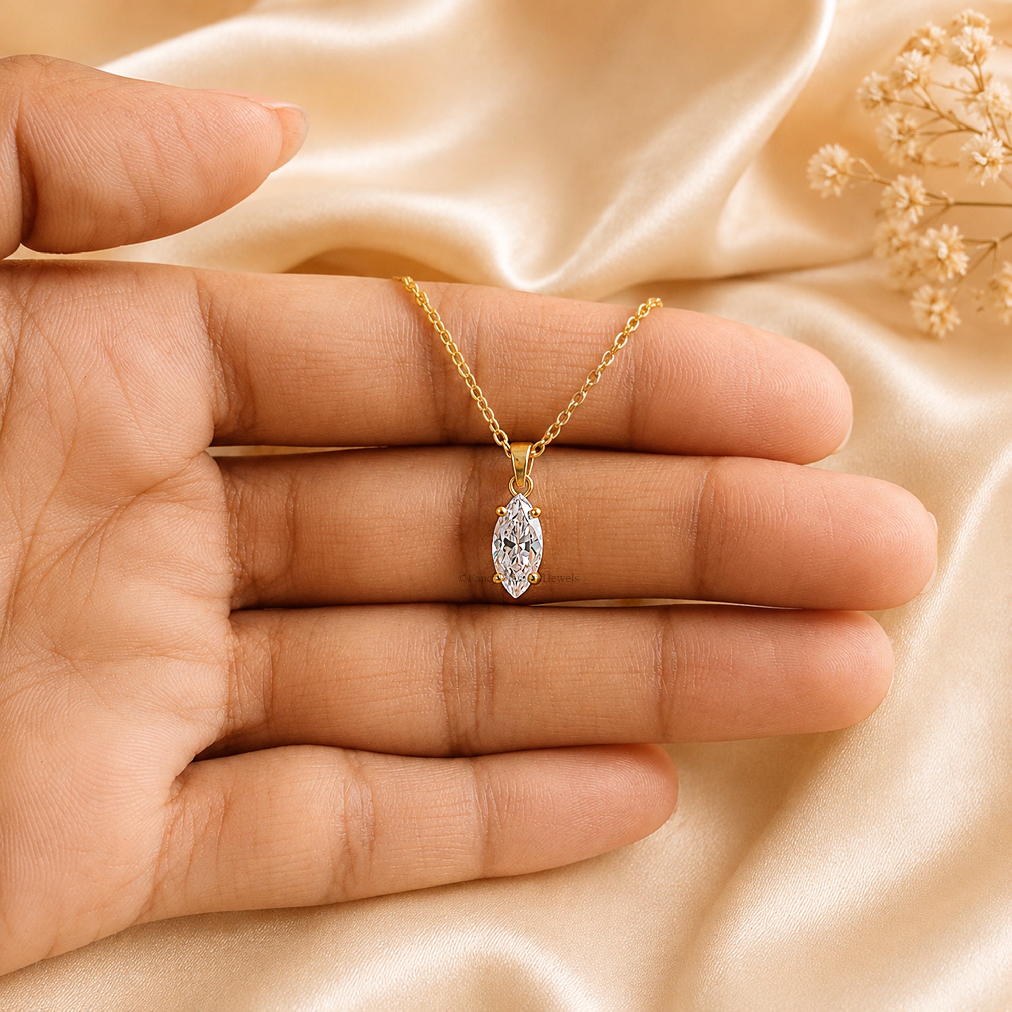 Marquise Shape Moissanite Necklace, 14K Gold Diamond Pendant, Dainty Marquise Necklace, Elegant Pendant Jewelry, Bridal Gift for Her FD600