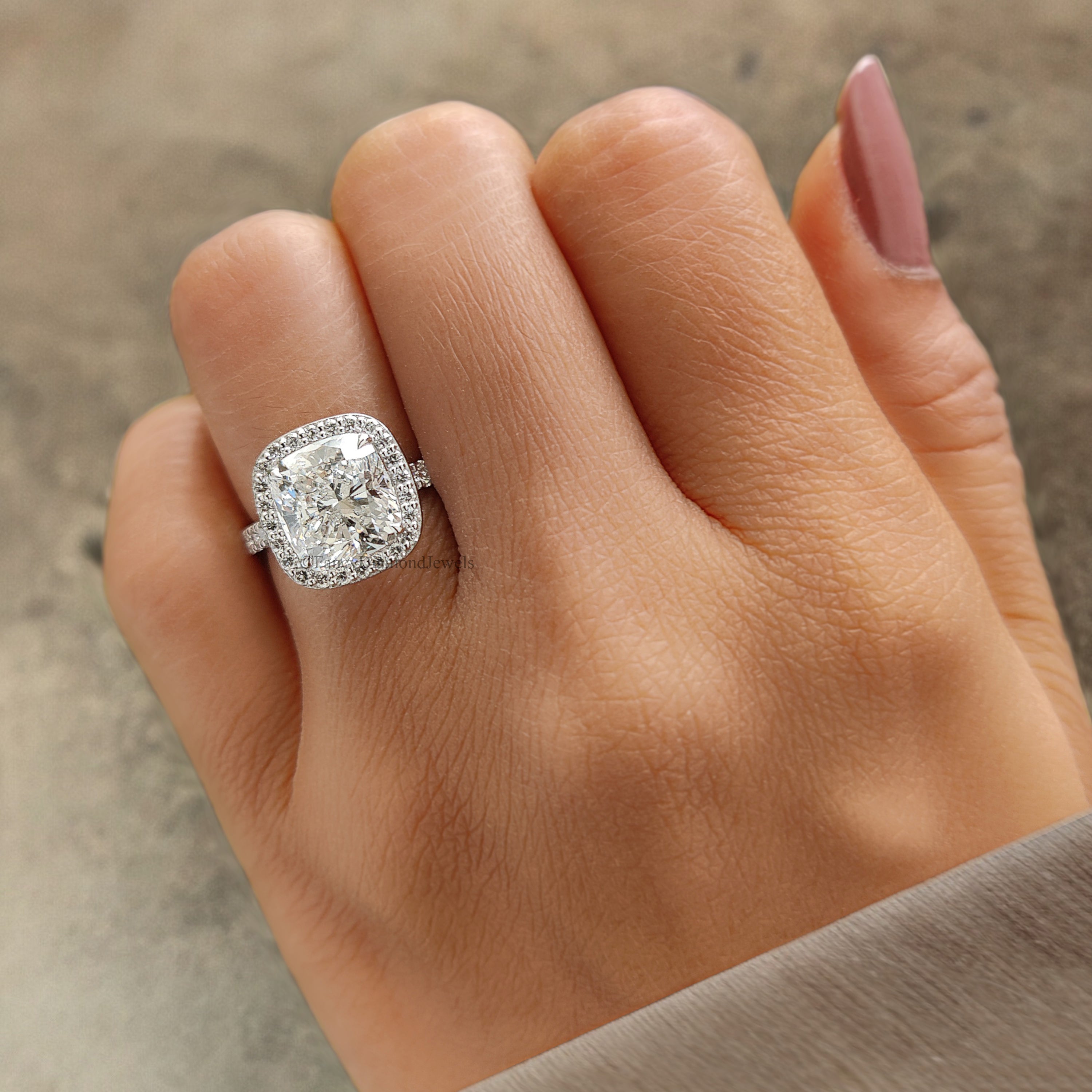 Cushion Lab Grown Engagement Ring 2.50 CT Cushion Cut Moissanite Ring Halo Set Wedding Ring For Women Promise Ring Gift For Her Ring FD192