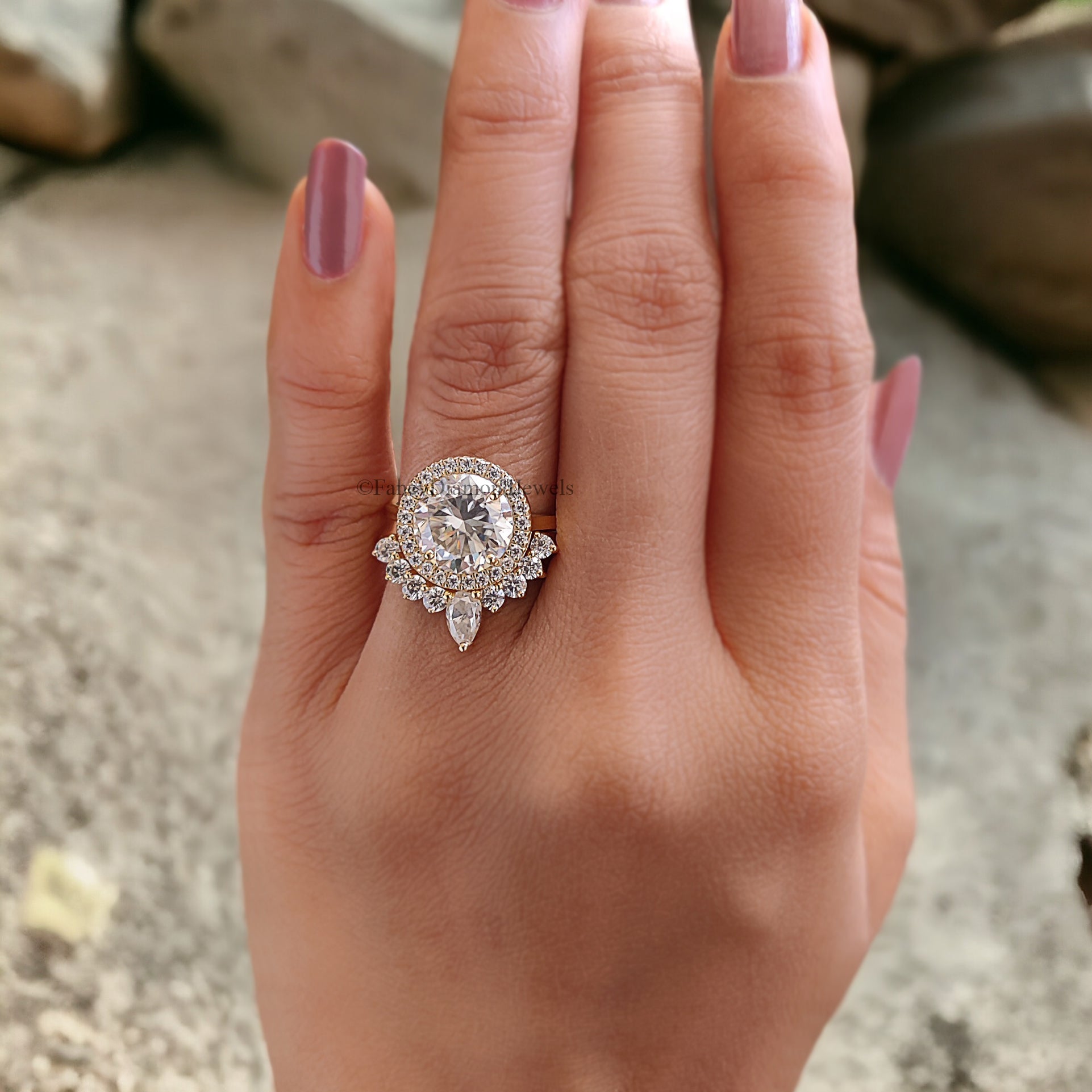 Vintage Moissanite Engagement Ring Set 2.65 CT Moissanite Ring Round Ring Yellow Gold Ring Unique Stacking Ring Diamond Cluster Ring FD148