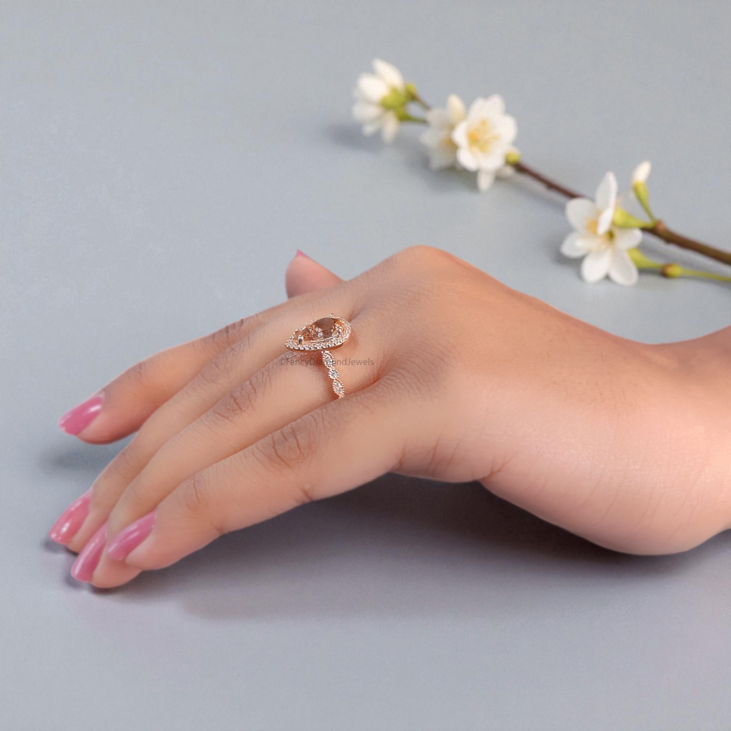 1.50 CT Pear Cut Natural Morganite Engagement Ring Rose Gold Ring Pear Shape Wedding Ring Unique Vintage Halo Ring Gift For Her FD450