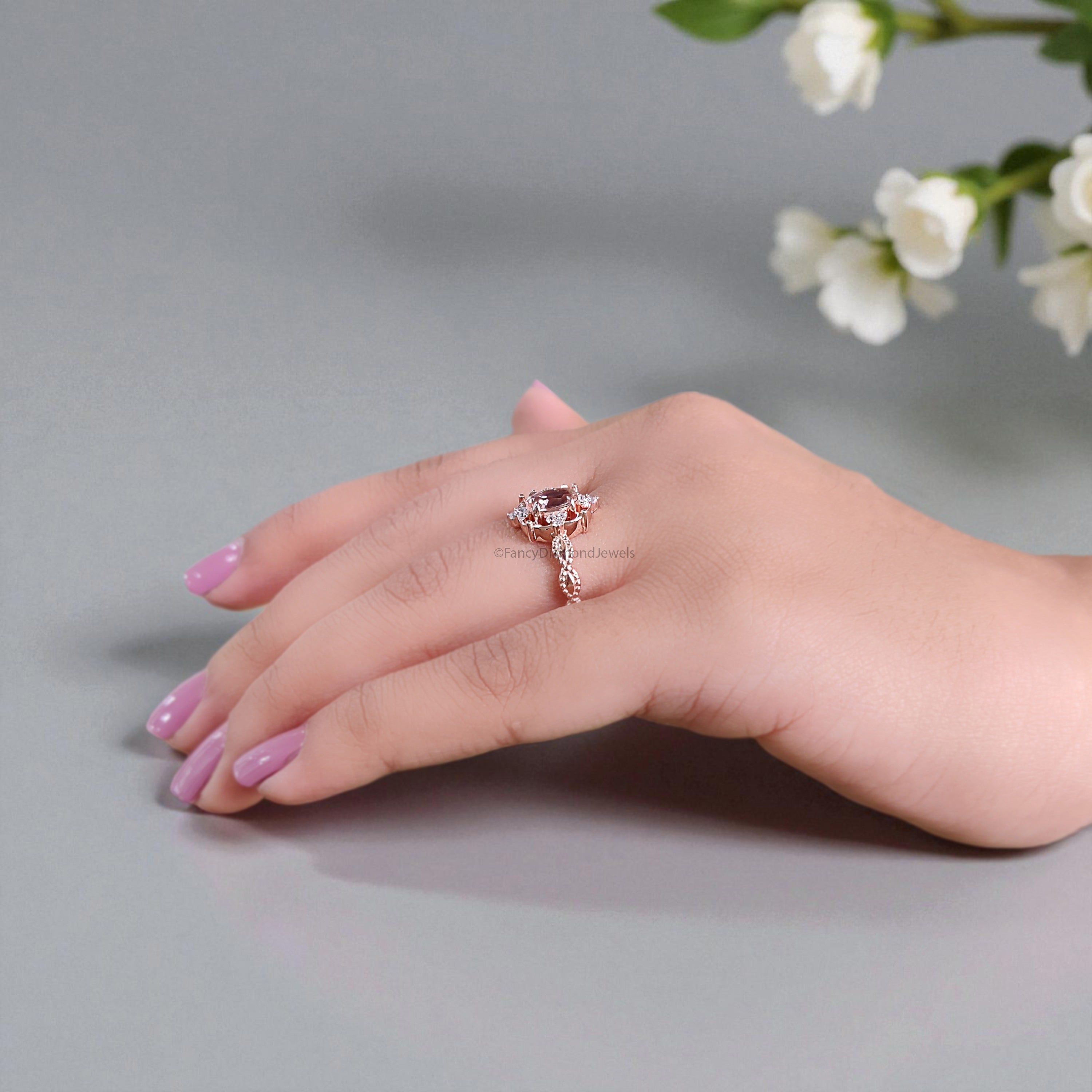 0.70 CT Oval Cut Natural Morganite Engagement Ring Rose Gold Ring Oval Shape Wedding Ring Unique halo Starburst Ring Gift For Her FD452