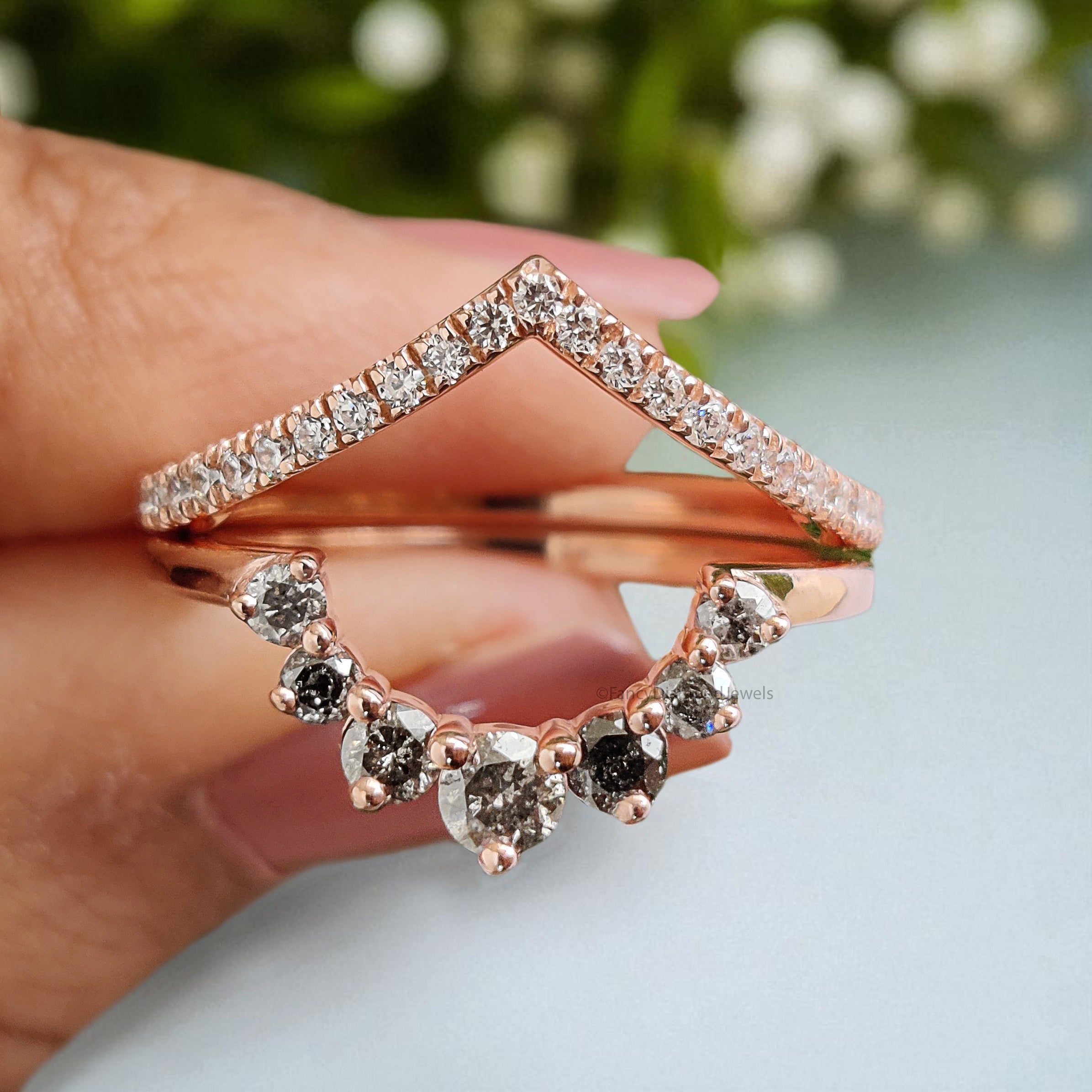 White /Salt And Pepper Round Diamond Wedding Ring V Shaped Band Silver/10K/14K/18K Band Half Eternity Engagement Band Anniversary Ring KD618