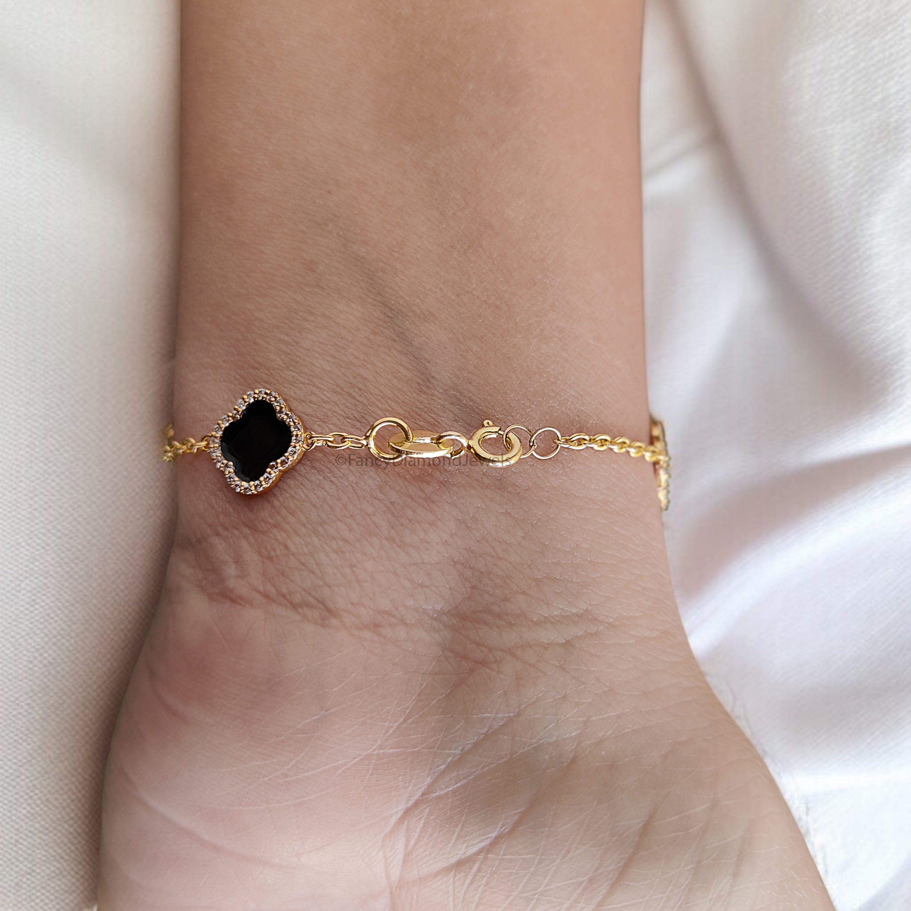 Gold Black Clover Charm Bracelet Chain Bracelet Black Clover Bracelet for Men & Women Black And Gold Clover Charm Bracelet FD483