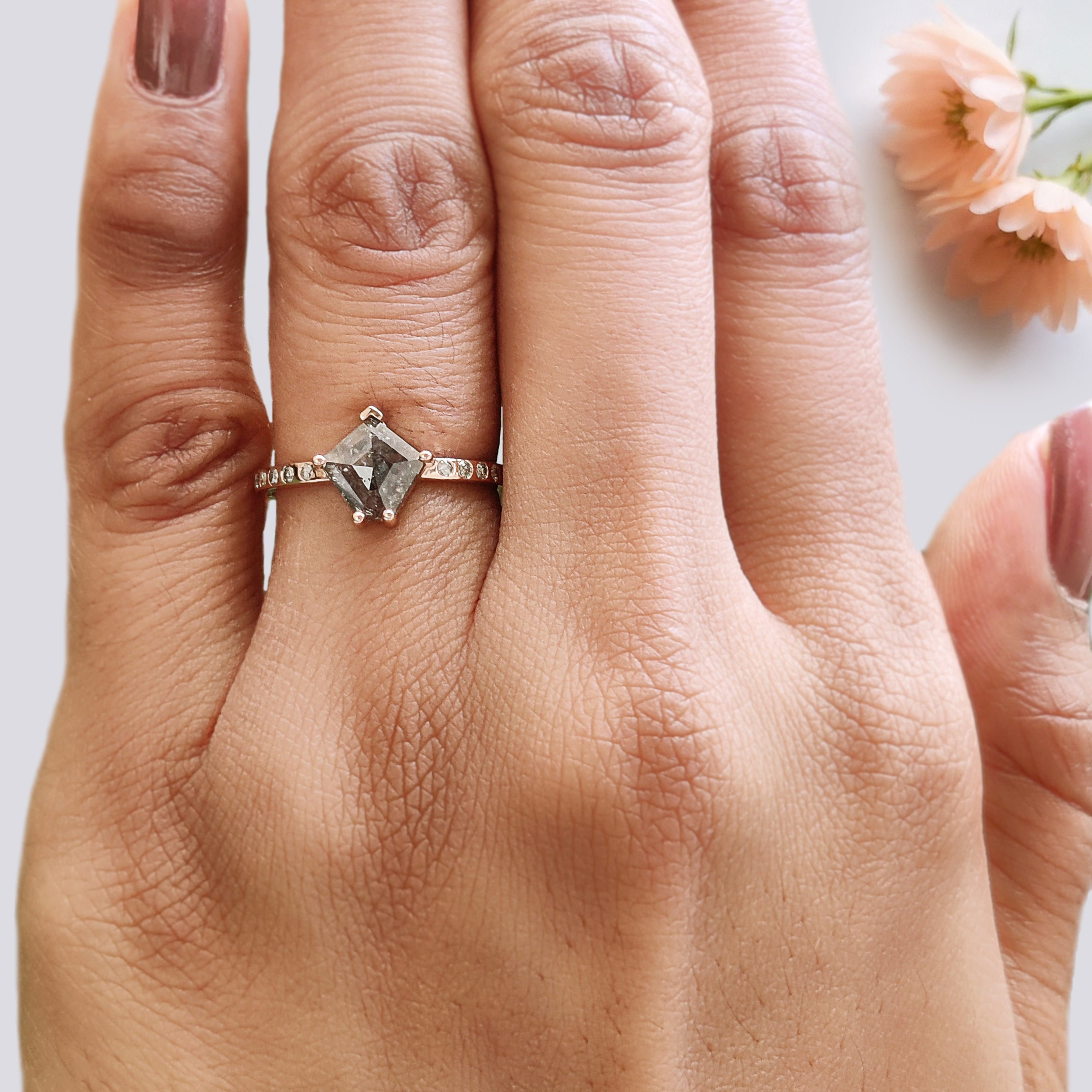 Pentagon Salt and Pepper Diamond Engagement Ring, 14K Rose Gold Ring, Unique Geometric Diamond Ring, Minimalist Fine Jewelry Gift KDL601