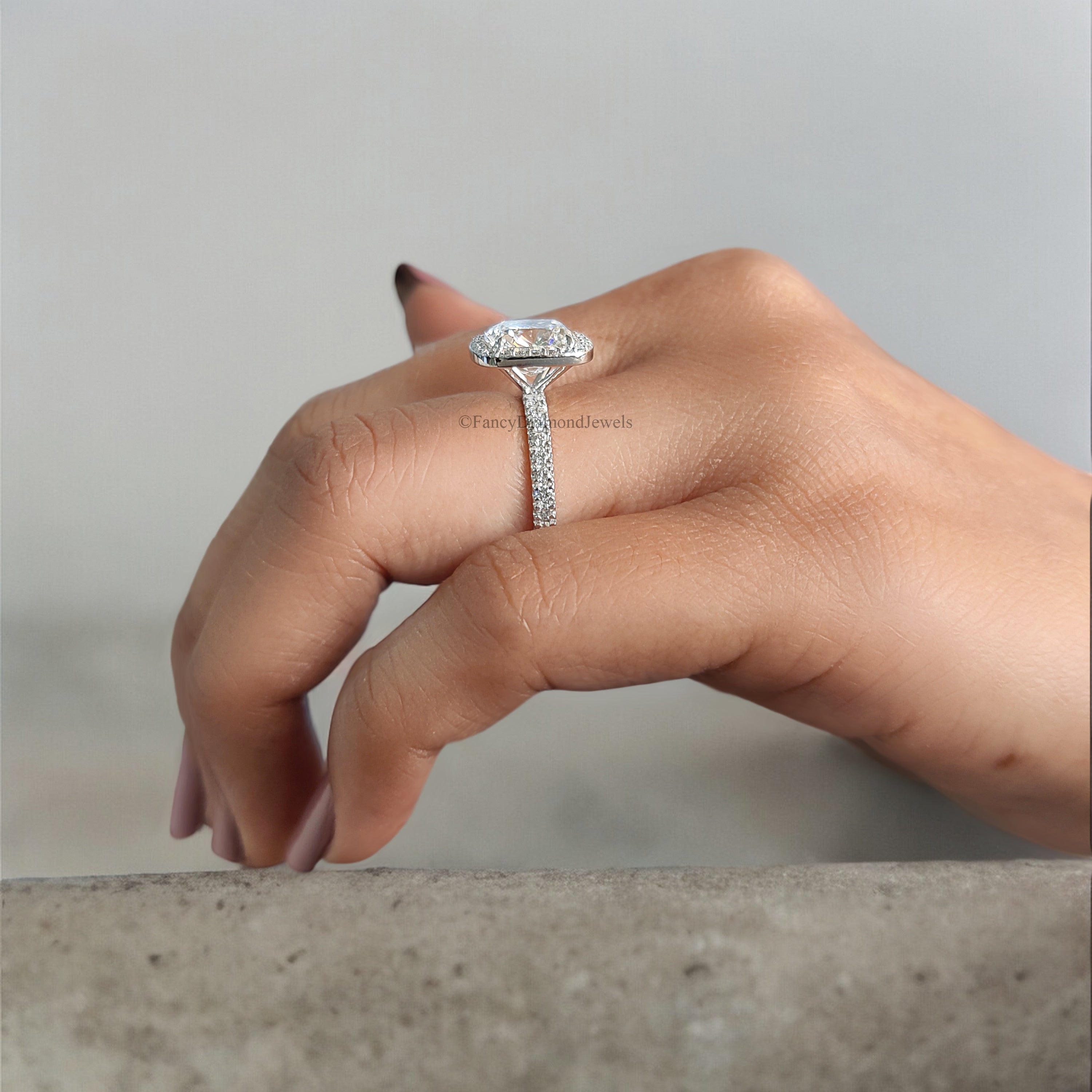 Cushion Lab Grown Engagement Ring 2.50 CT Cushion Cut Moissanite Ring Halo Set Wedding Ring For Women Promise Ring Gift For Her Ring FD192