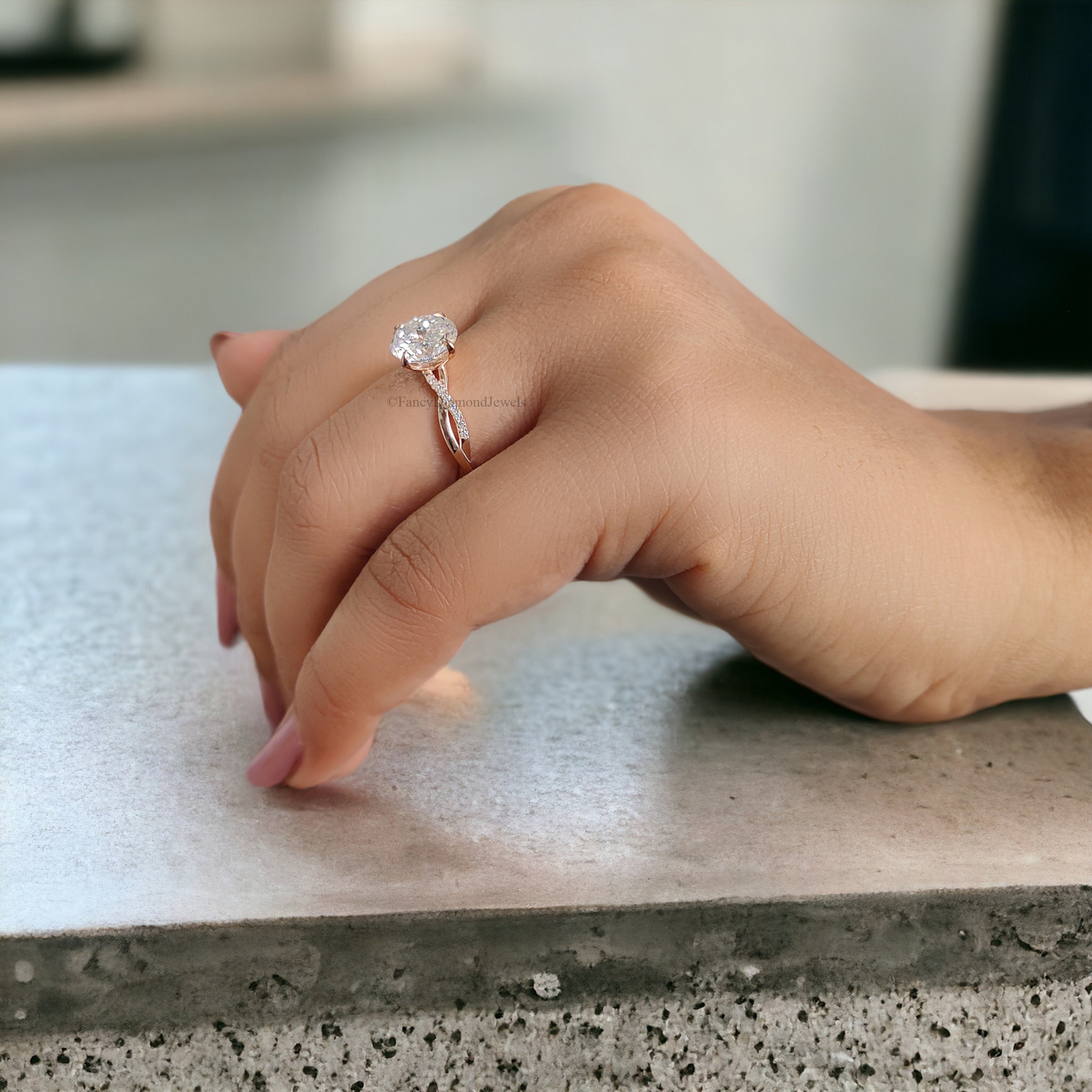 Unique Moissanite Ring 2.15 TW Portuguese Cut Colorless Moissanite Engagement Ring Wedding Ring Twisted Band Claw Prong Ring for Women FD135