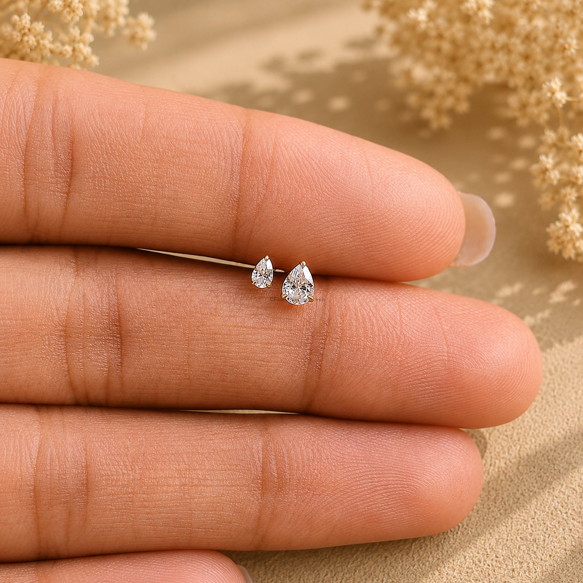 14K Gold Pear Cut Moissanite Diamond Threadless Flat Back Earring Tiny Diamond Helix Conch Stud Minimalist Single Earring Gift For Her FD594
