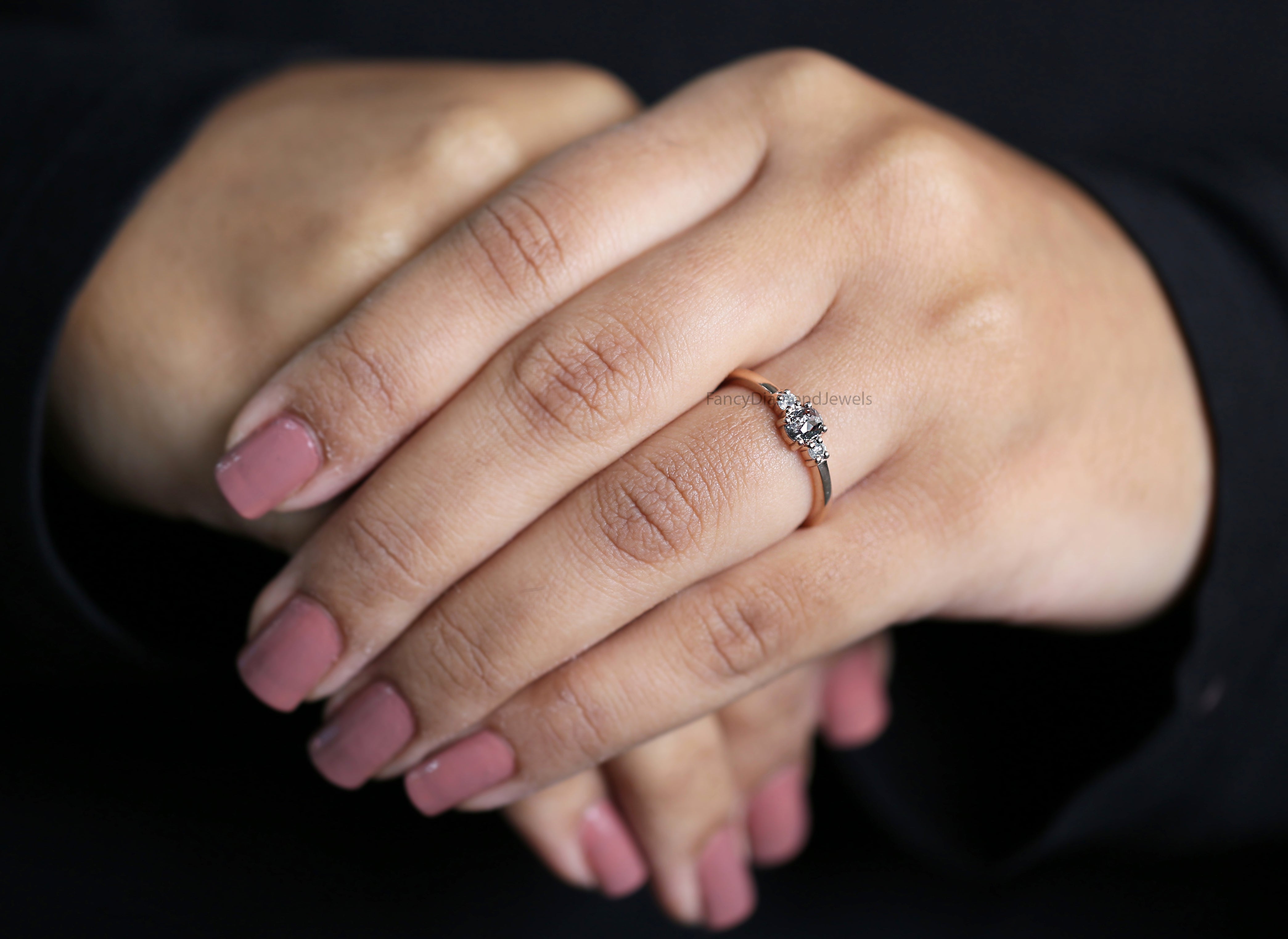 Oval Salt And Pepper Diamond Ring, Salt And Pepper Oval Diamond Engagement Ring, Oval Diamond Ring, Oval Cut Ring, Oval Shape Ring, KD1162