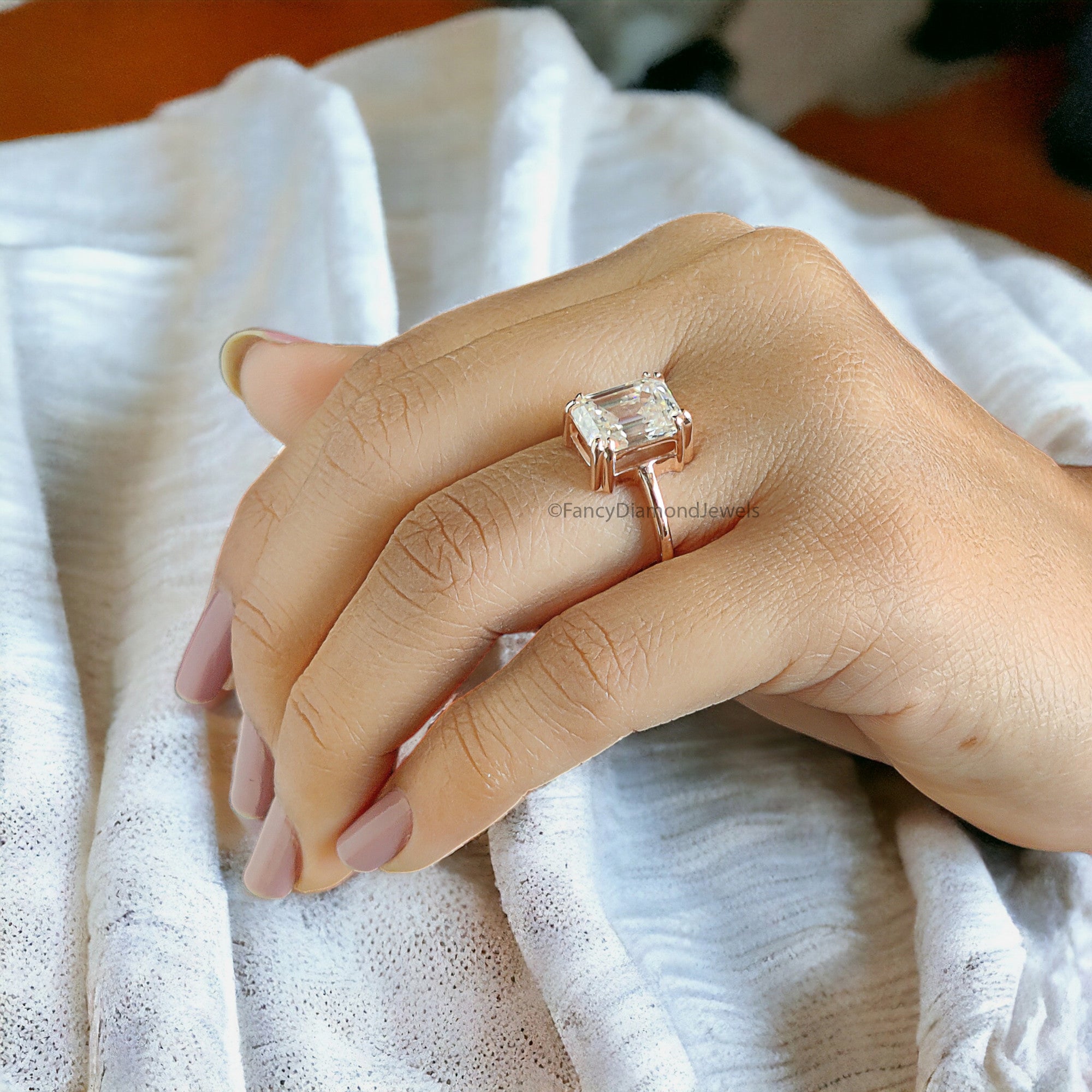 3.70 CT Emerald Shape Engagement Ring in Solid Rose 10K/14k/18k Gold Emerald Cut Solitaire Engagement Ring Brilliant Moissanite Ring FD31