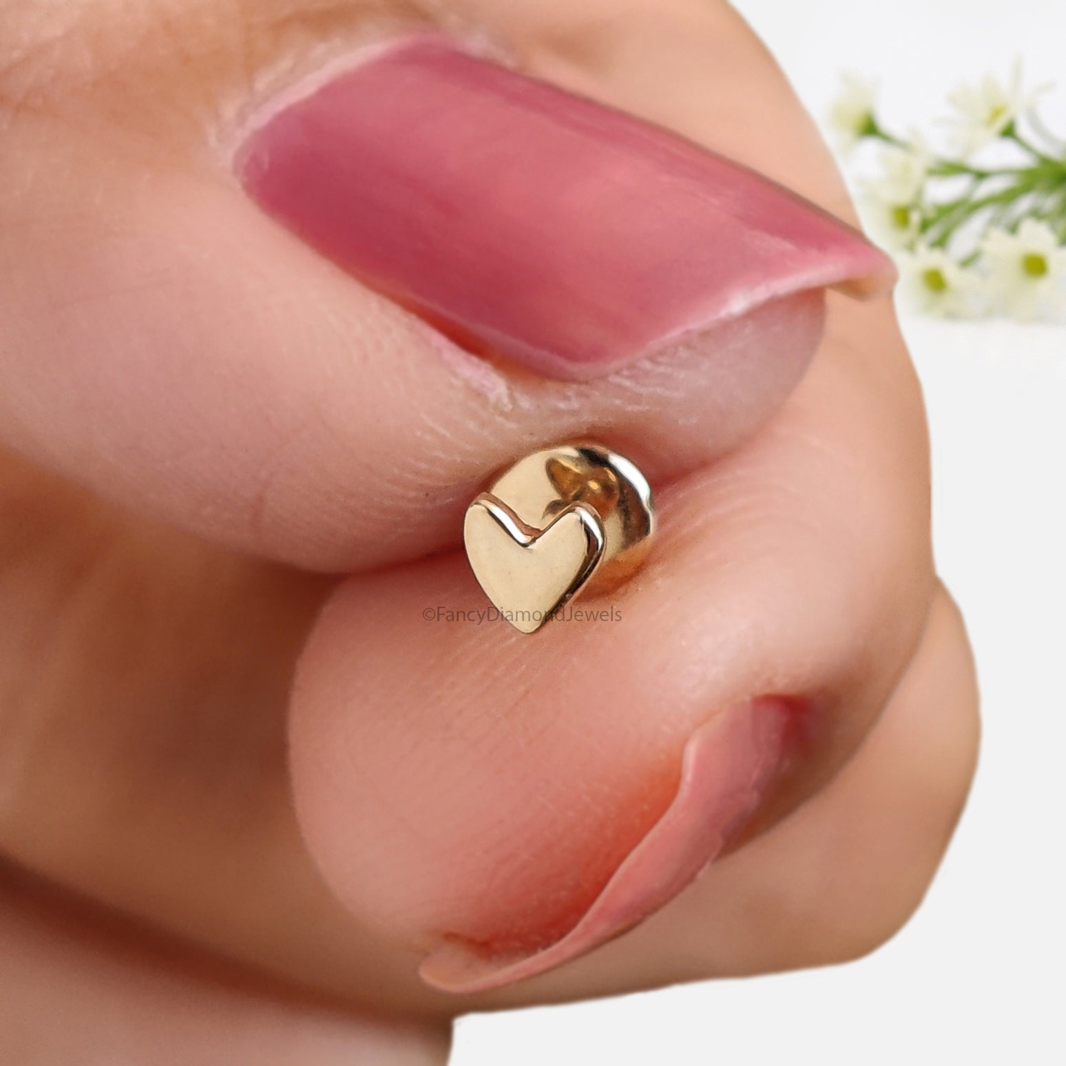 Heart Internally Threaded Labret tragus stud conch earrings Silver Yellow Gold Cuff cartilage helix stud flat back labret stud FD507