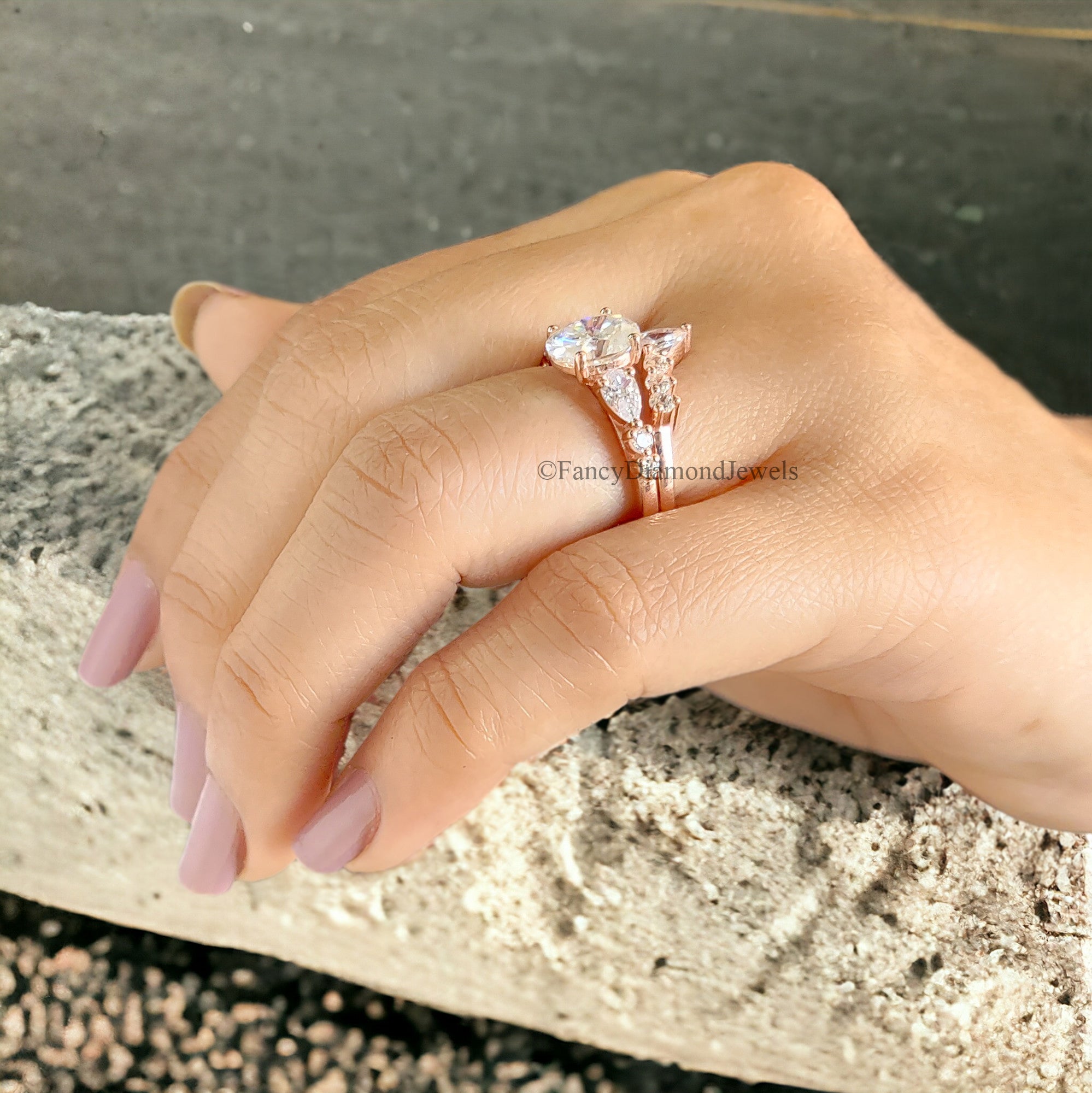 Vintage Moissanite Engagement Ring Set 1.3 CT Moissanite ring Oval ring Rose Gold Crown ring Unique Stacking ring Diamond Cluster ring FD44