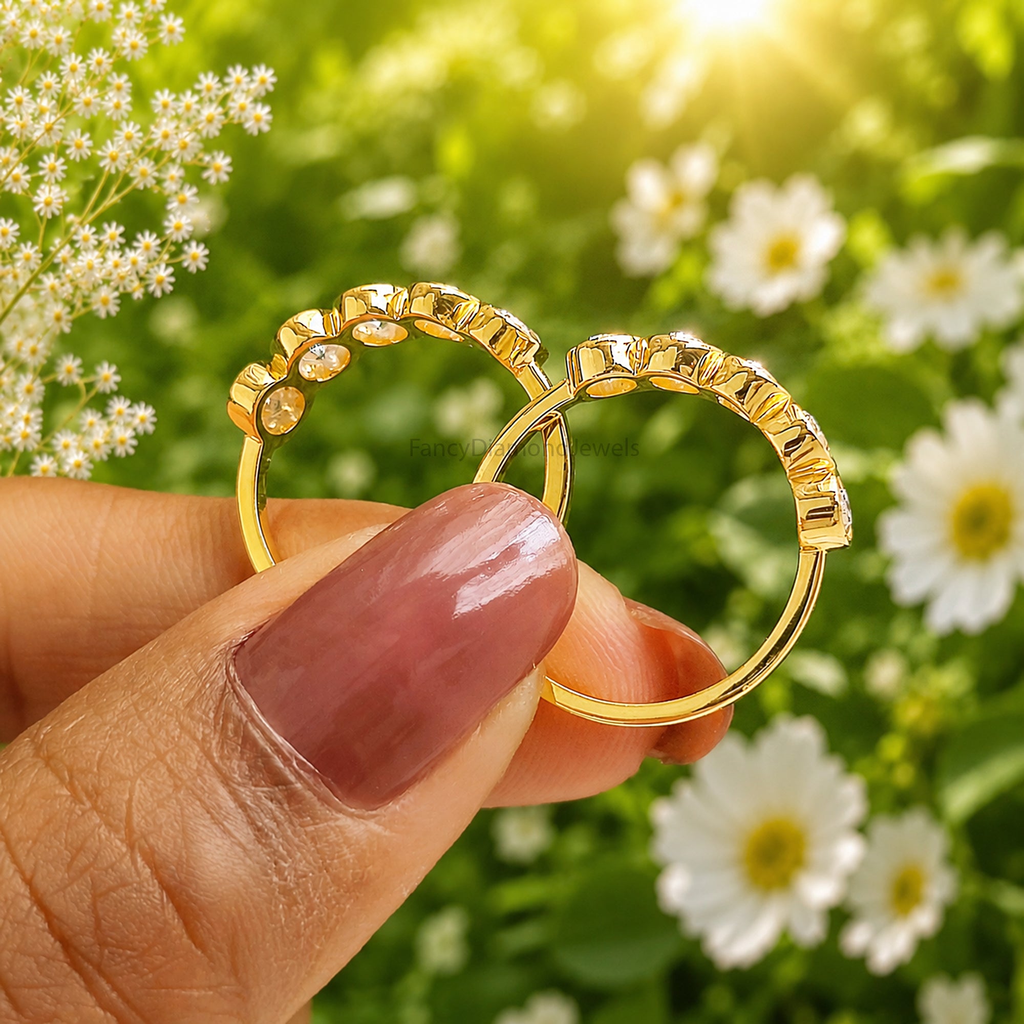 Oval Cut Five Stone Simulated Band, Classic Promise Band, Women's Engagement Jewellery, Wedding Anniversary Gift, Elegant Promise Band FD578