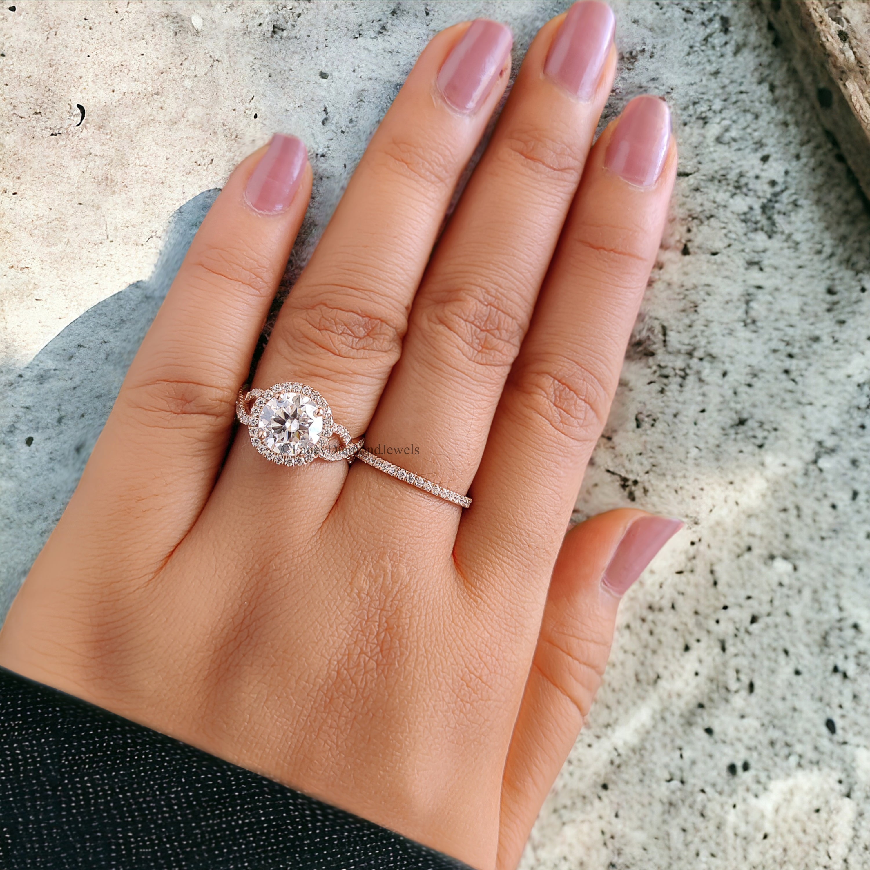 Round Cut Engagement Ring Set 14k/18k Rose Gold Round Cut Bridal Set Moissanite Engagement Ring Prong Set Wedding Ring Gift For Mom FD139