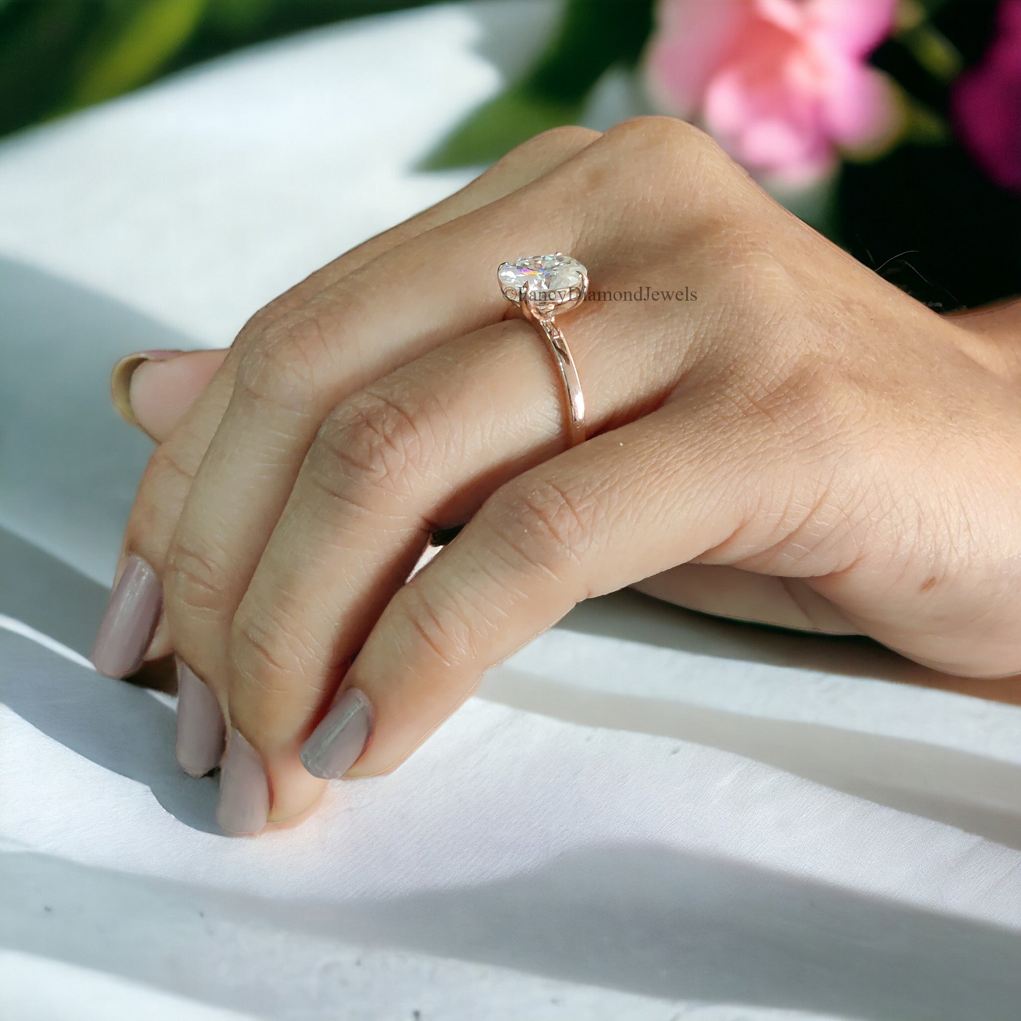 Beautiful Oval Shape Moissanite Ring Rose Gold 10k/14k/18k 2.00 CT Oval Cut Ring Oval Wedding Engagement Ring Oval Colorless Ring FD16