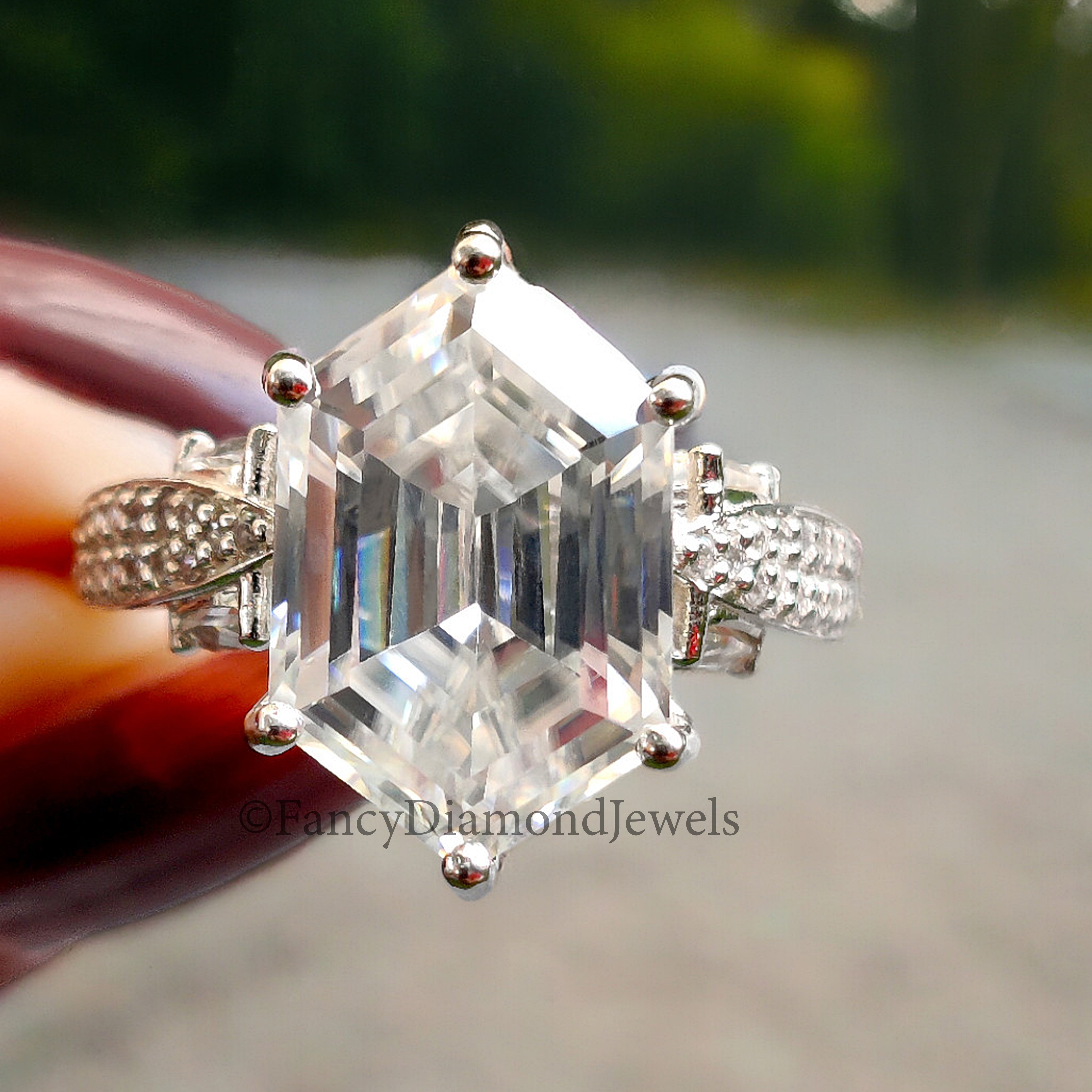 5.50 CTW Elongated Hexagon Cut Moissanite Gold Ring Art Deco Vintage Ring Set Anniversary Engagement Hidden Halo Bridal Wedding Ring FD01