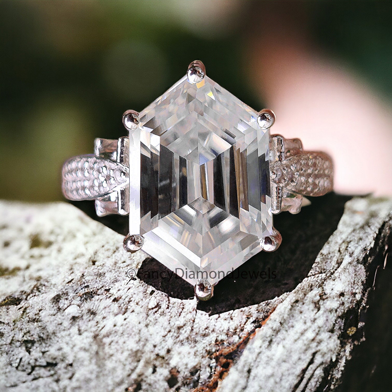 5.50 CTW Elongated Hexagon Cut Moissanite Gold Ring Art Deco Vintage Ring Set Anniversary Engagement Hidden Halo Bridal Wedding Ring FD01