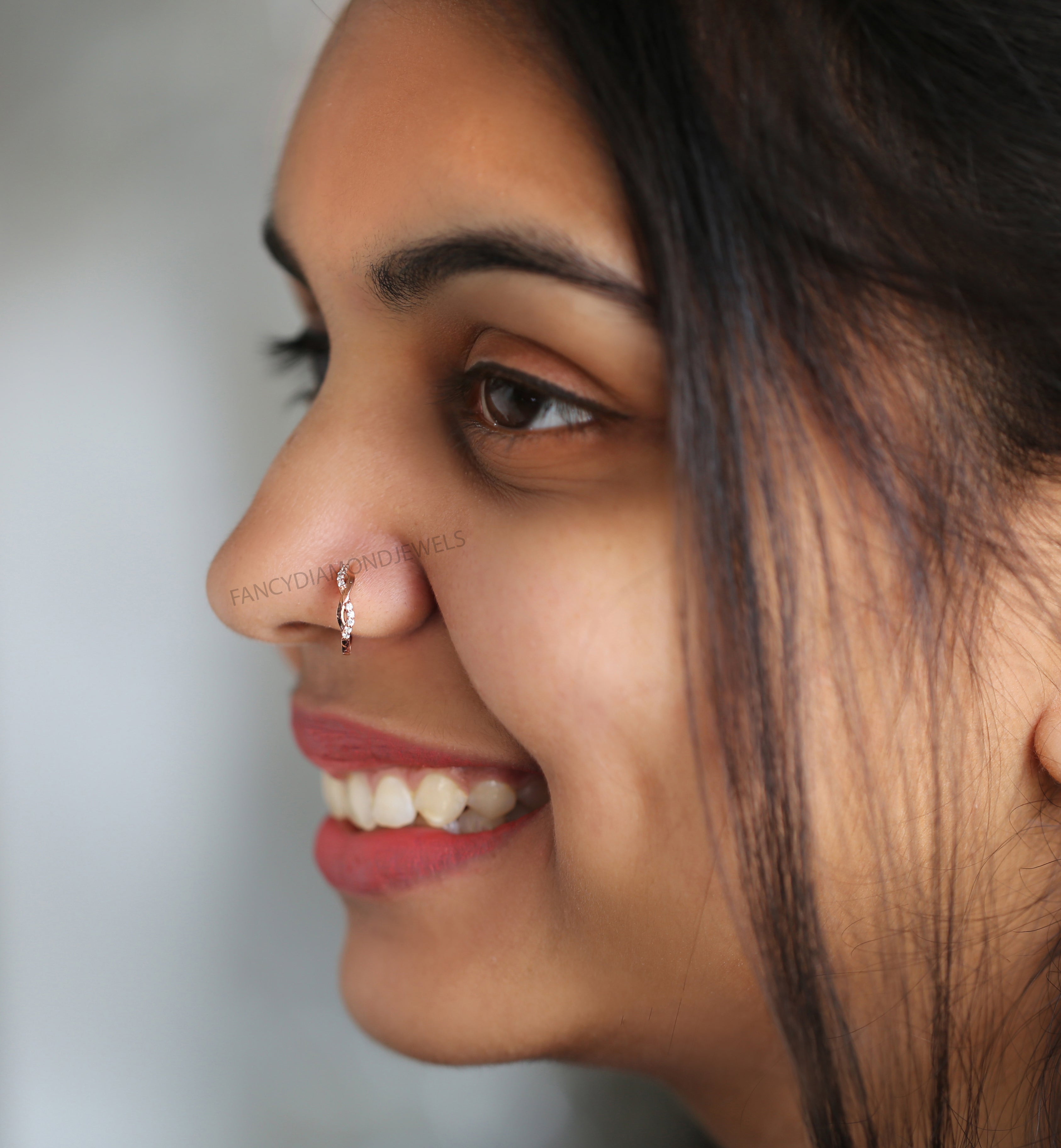 Natural Round White Diamond Nose Rings Engagement Wedding Gift Nose Ring 14K Solid Rose White Yellow Gold Nose Ring 0.05 CT KD983