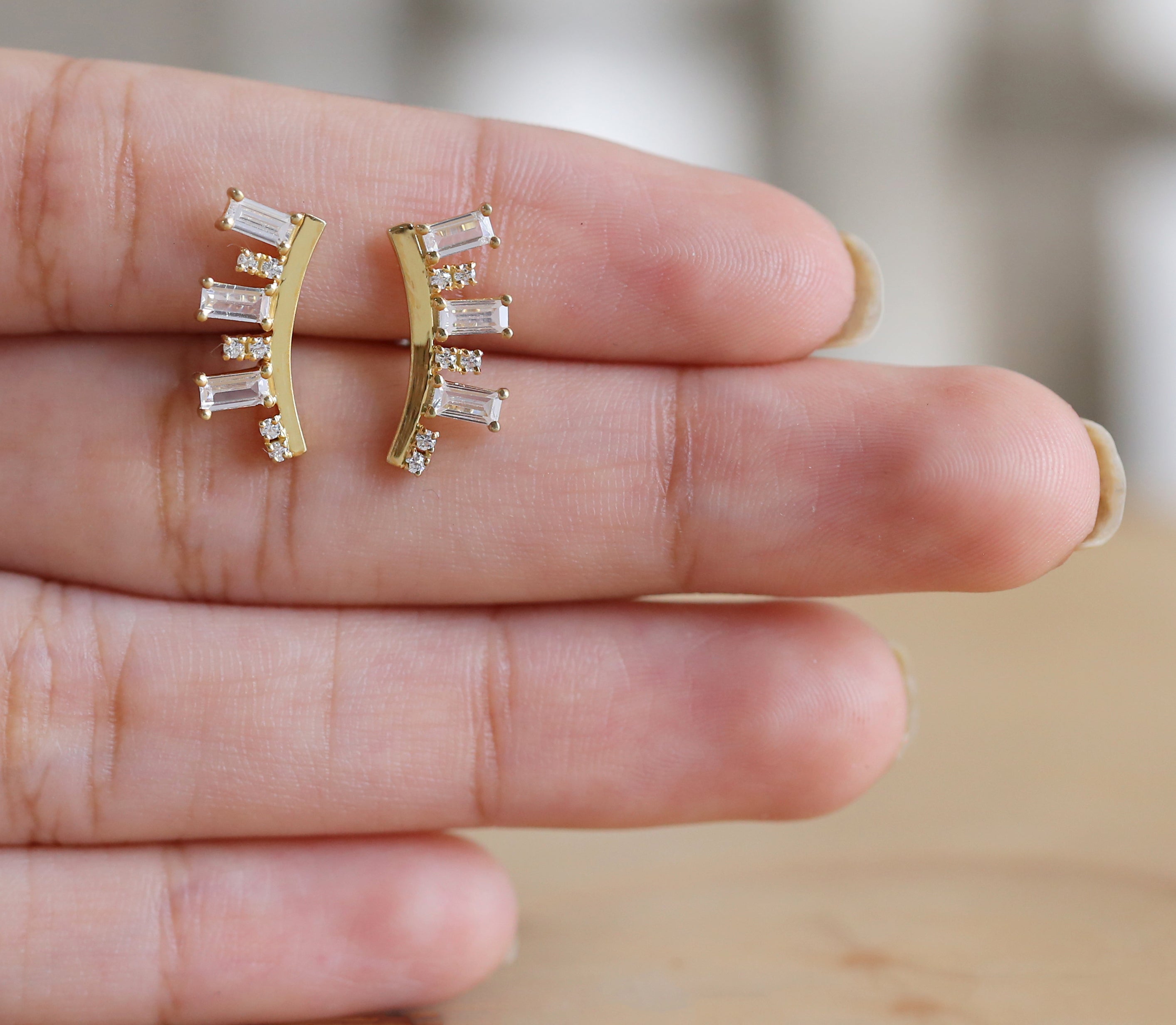 0.84 Ct White Diamond Earring, Baguette Diamond Earring, Round Diamond Earring, 14K Yellow Gold Earring, Gift For Her, Wedding Gift KD935