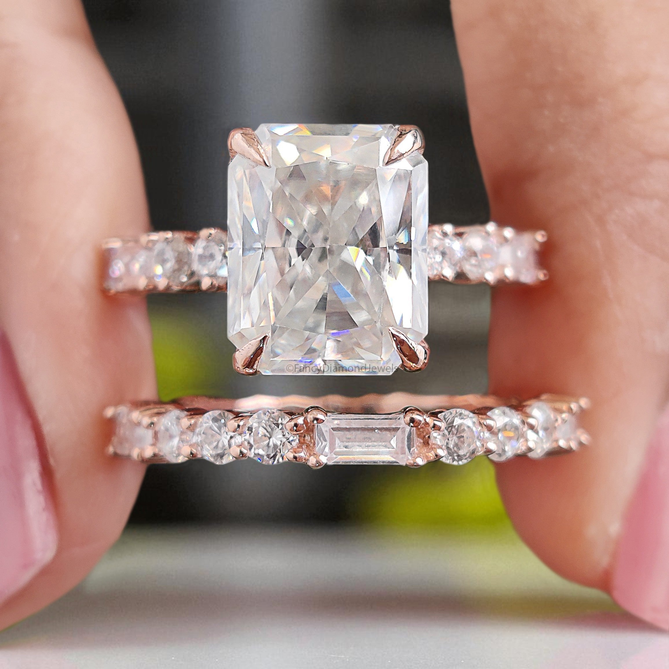 3.70 CT Radiant Cut Colorless Moissanite Bridal Ring Set Engagement Ring Pointed Claw Prong Set Ring Anniversary Ring Rose Gold Ring FD414