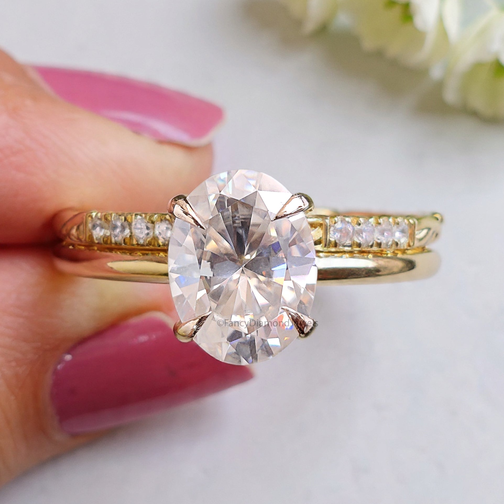 1.05 CT Oval Diamond Lab Grown Diamond Engagement Ring Set Wedding Set Bridal Rings for Her Matching Wedding Band Oval Diamond Ring FD473