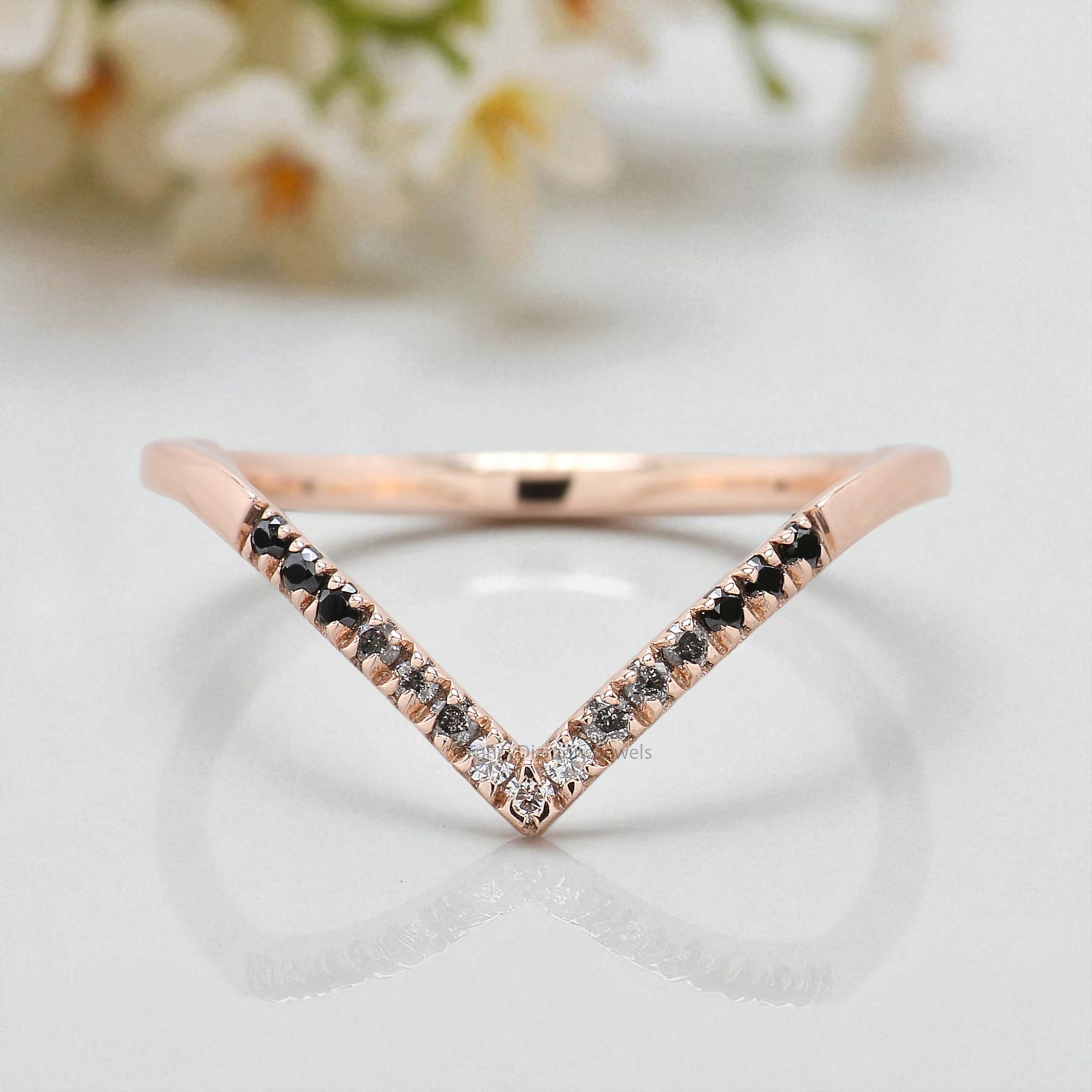 V Shaped Band White /Salt And Pepper /Black Diamond Wedding Band Silver/10K/14K/18K Gold Band Minimalist stacking dainty matching Ring KD865
