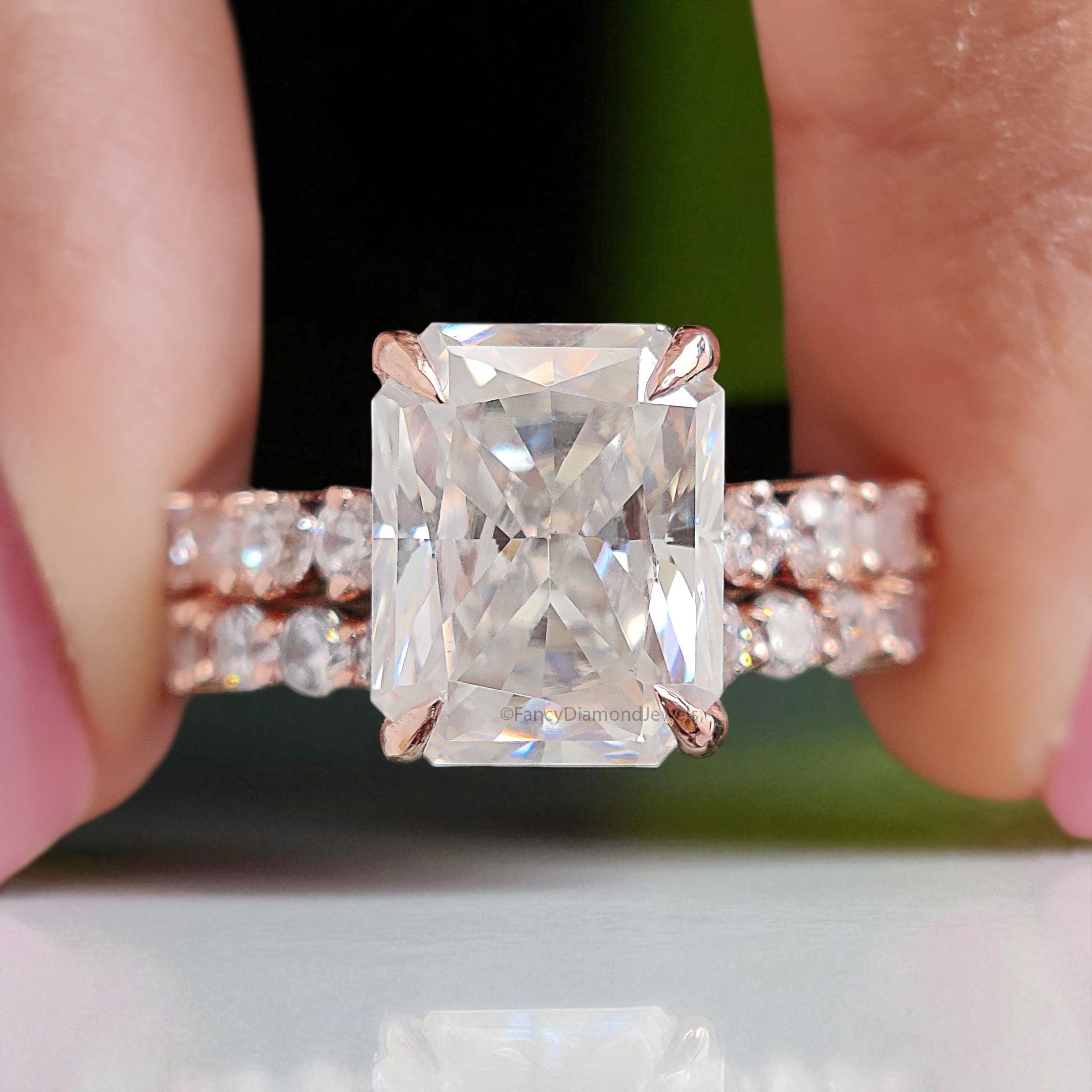 3.70 CT Radiant Cut Colorless Moissanite Bridal Ring Set Engagement Ring Pointed Claw Prong Set Ring Anniversary Ring Rose Gold Ring FD414