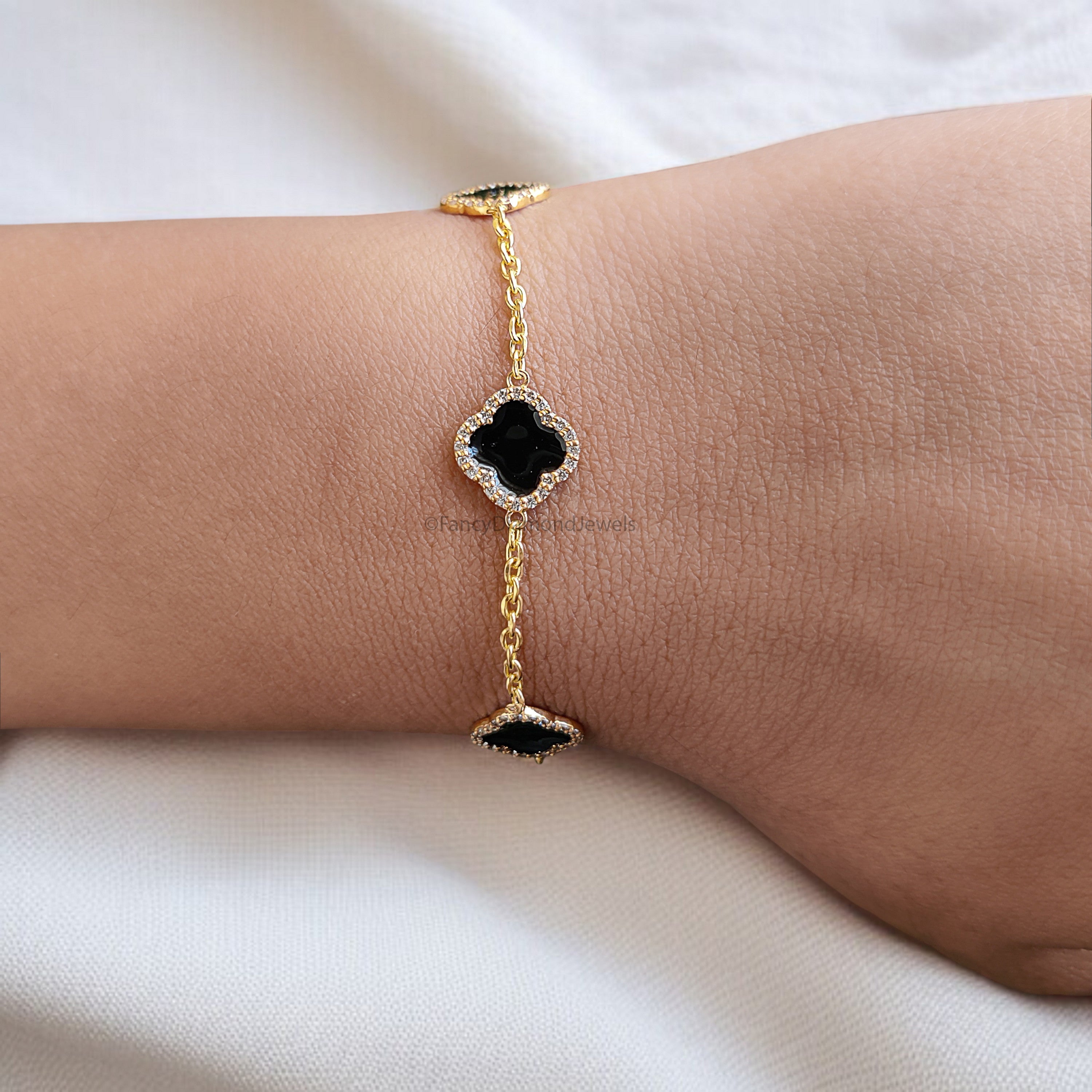 Gold Black Clover Charm Bracelet Chain Bracelet Black Clover Bracelet for Men & Women Black And Gold Clover Charm Bracelet FD483