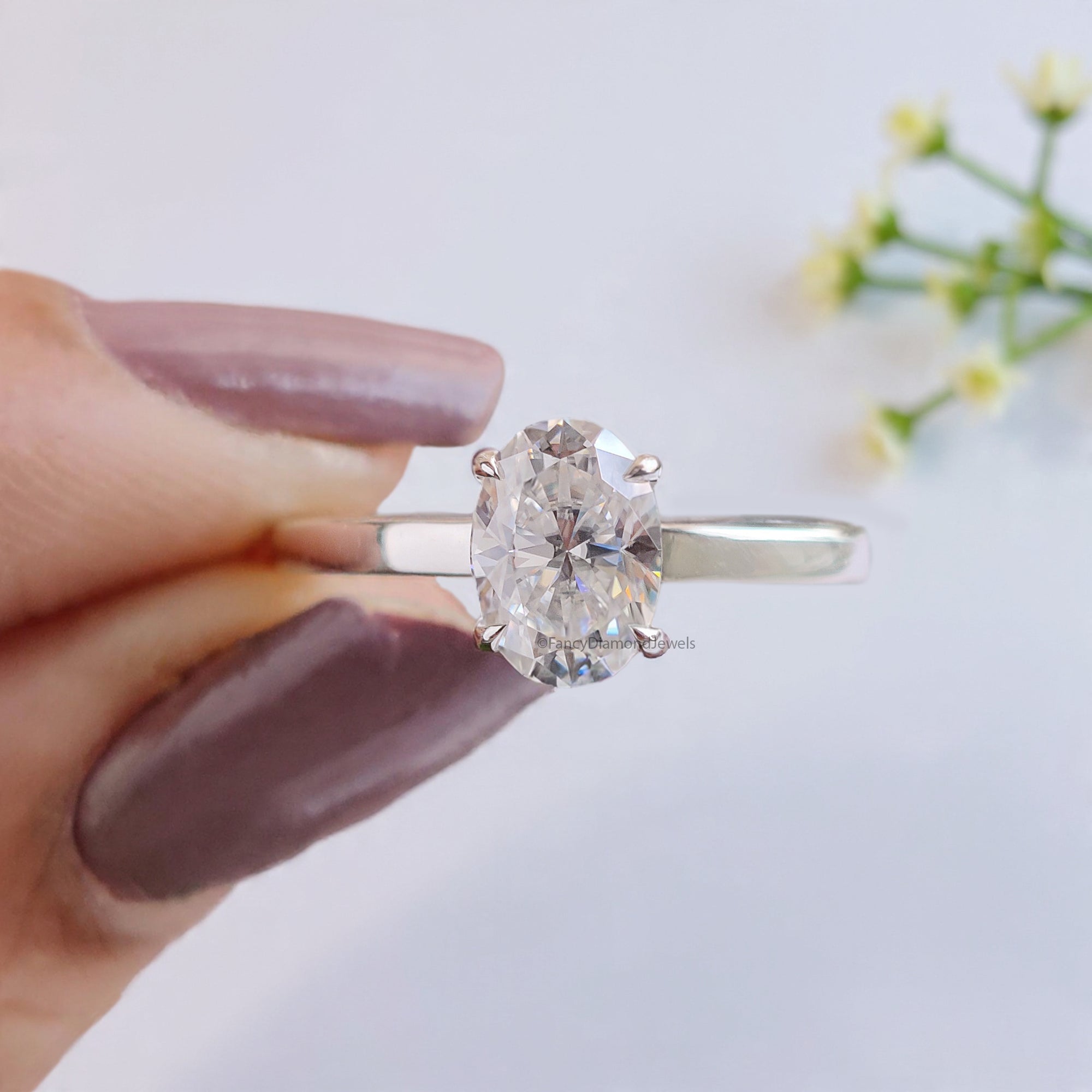 Beautiful Oval Shape Moissanite Ring White Gold 10k/14k/18k 1.00 CT Oval Cut Ring Oval Wedding Engagement Ring Oval Colorless Ring FD19