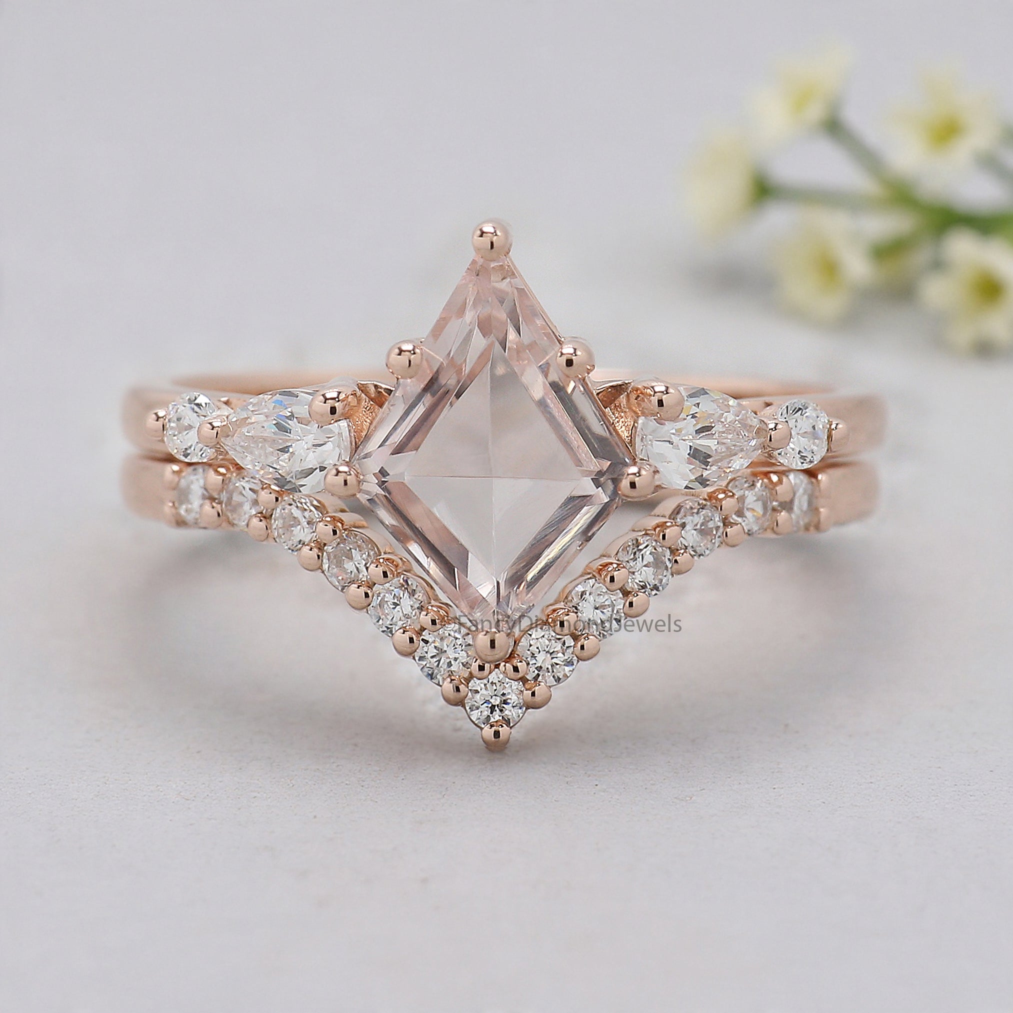 1.13 CT Kite Cut Natural Morganite Engagement Ring Set Rose Gold Ring Morganite V shape Wedding Ring Unique Vintage Ring Gift For Her FD520