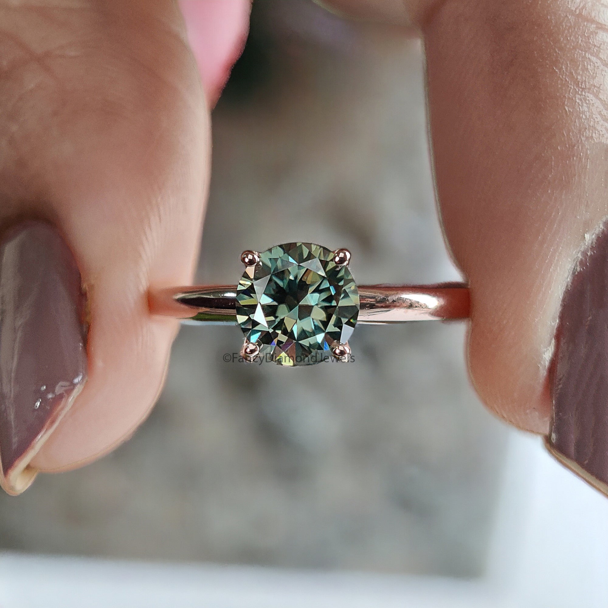 0.80 CT Aqua Blue Green Round Brilliant Moissanite Ring 10k/14k/18k Solid Rose Gold Ring Solitaire Engagement Ring Moissanite Ring FD13