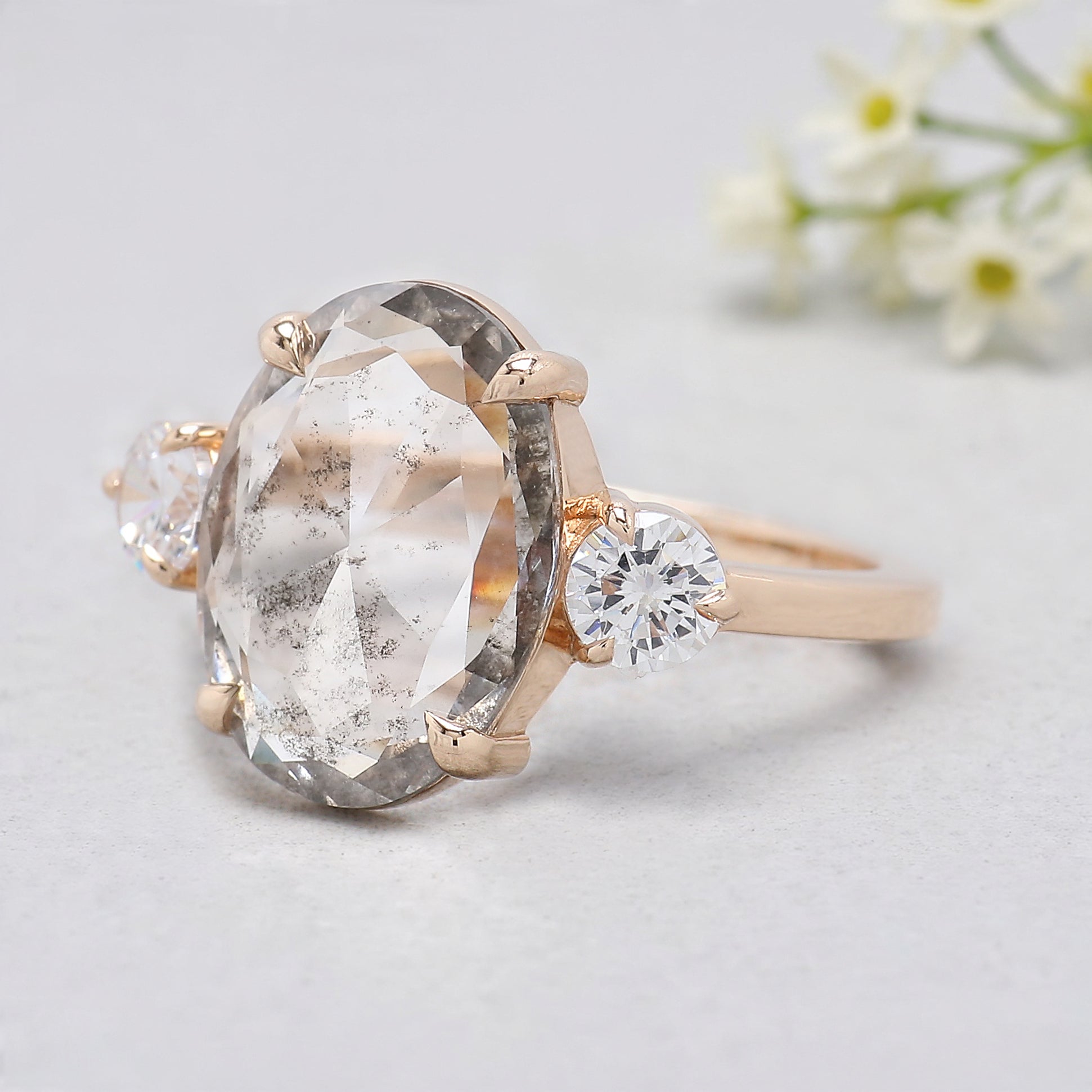 2.40 CT Oval Lab Grown Diamond Ring Oval Shape CVD Fancy Black Grey Salt And Pepper Diamond Ring Engagement Ring Bridal Wedding Ring KDL3520