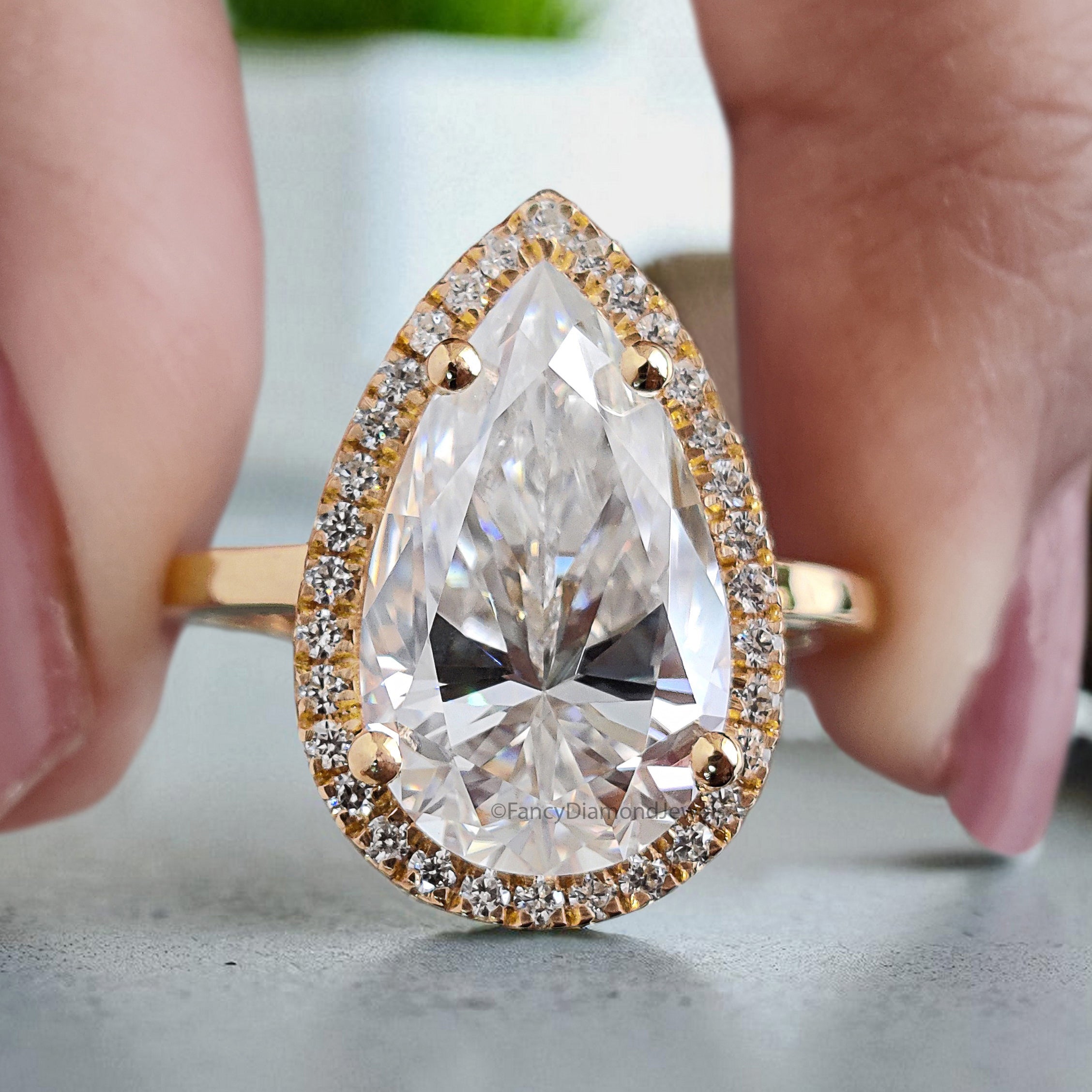 5.75 CTW Pear Colorless Moissanite Ring Set Engagement Ring Matching Eternity Band Wedding Ring Halo Setting Bridal Ring Set For Women FD389