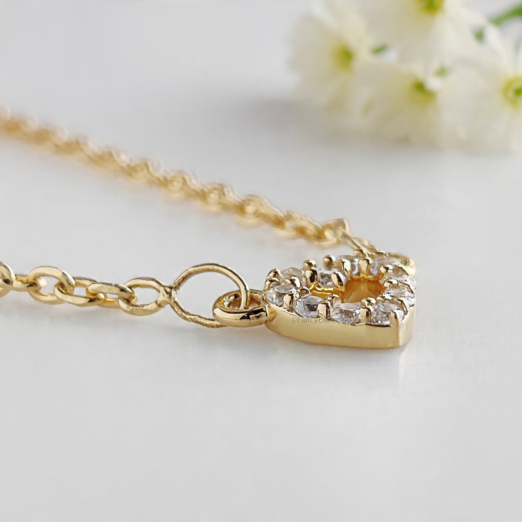 Diamond Heart Necklace Round Diamond Necklace Yellow Silver handmade jewelry Necklace Minimalist Love Pendant Necklace With Chain FD511