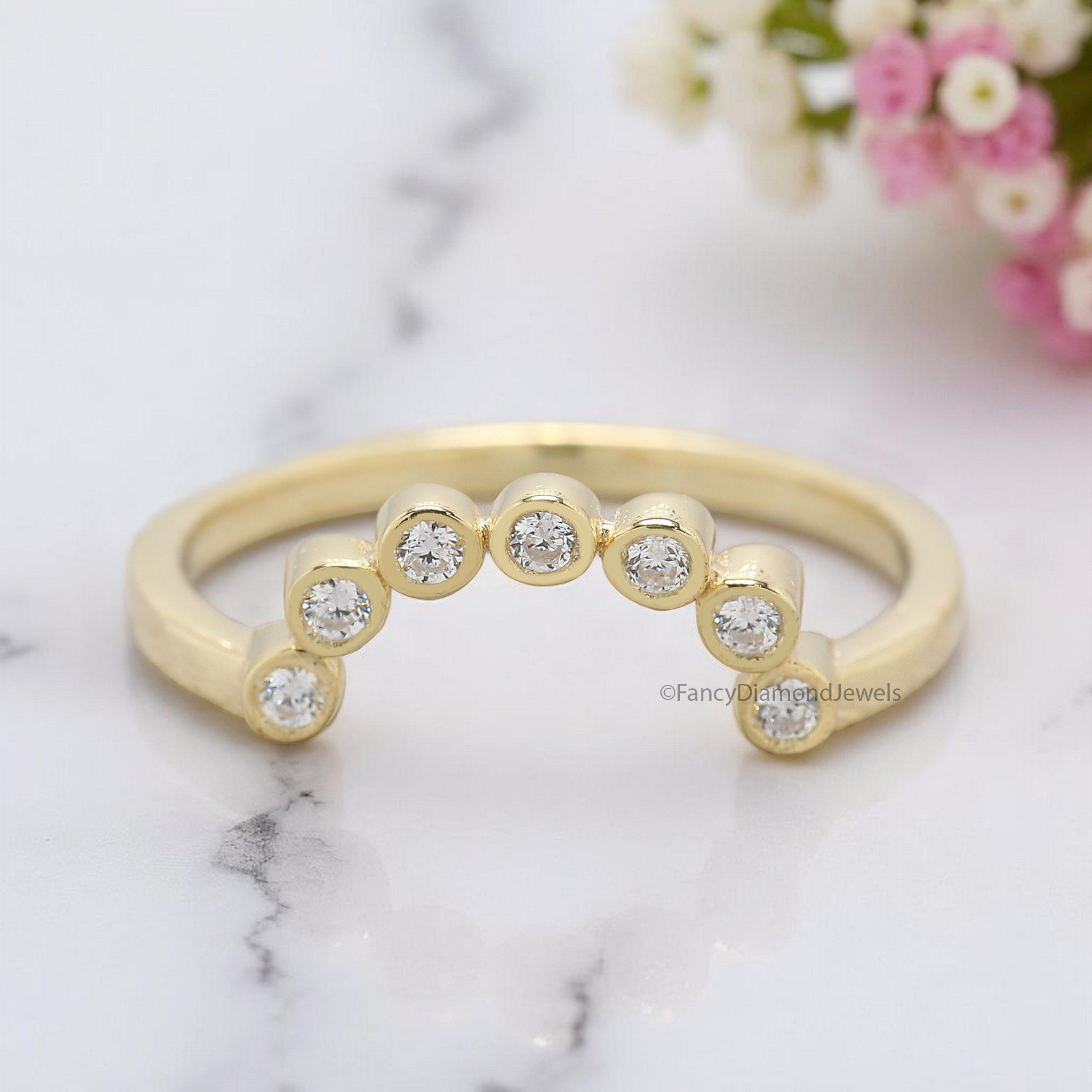 Bezel Set Curved Round Diamond Wedding Band Silver/10K/14K/18K Band 0.11 CT Diamond Band Curve Crown Anniversary Ring Gift For Her FD380