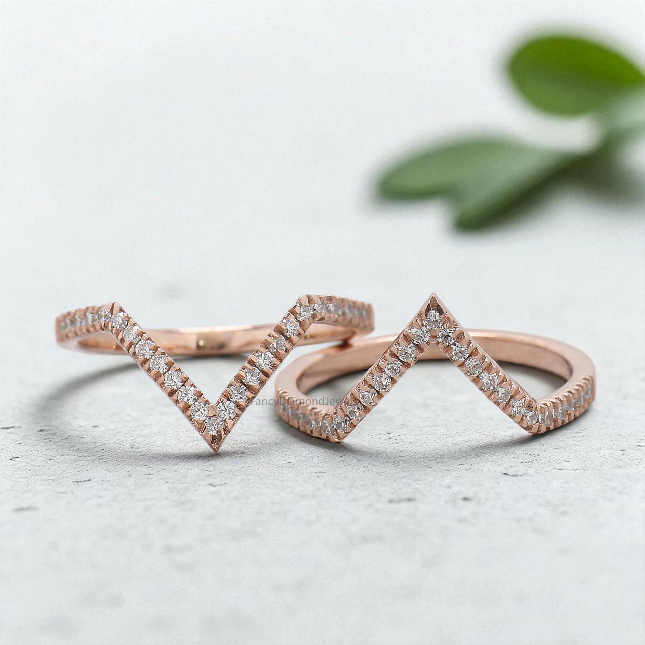 V Shaped Round Diamond Band Double Banded Wedding Ring Silver/10K/14K/18K Band Half Eternity Ring Engagement Band Anniversary Ring KD570