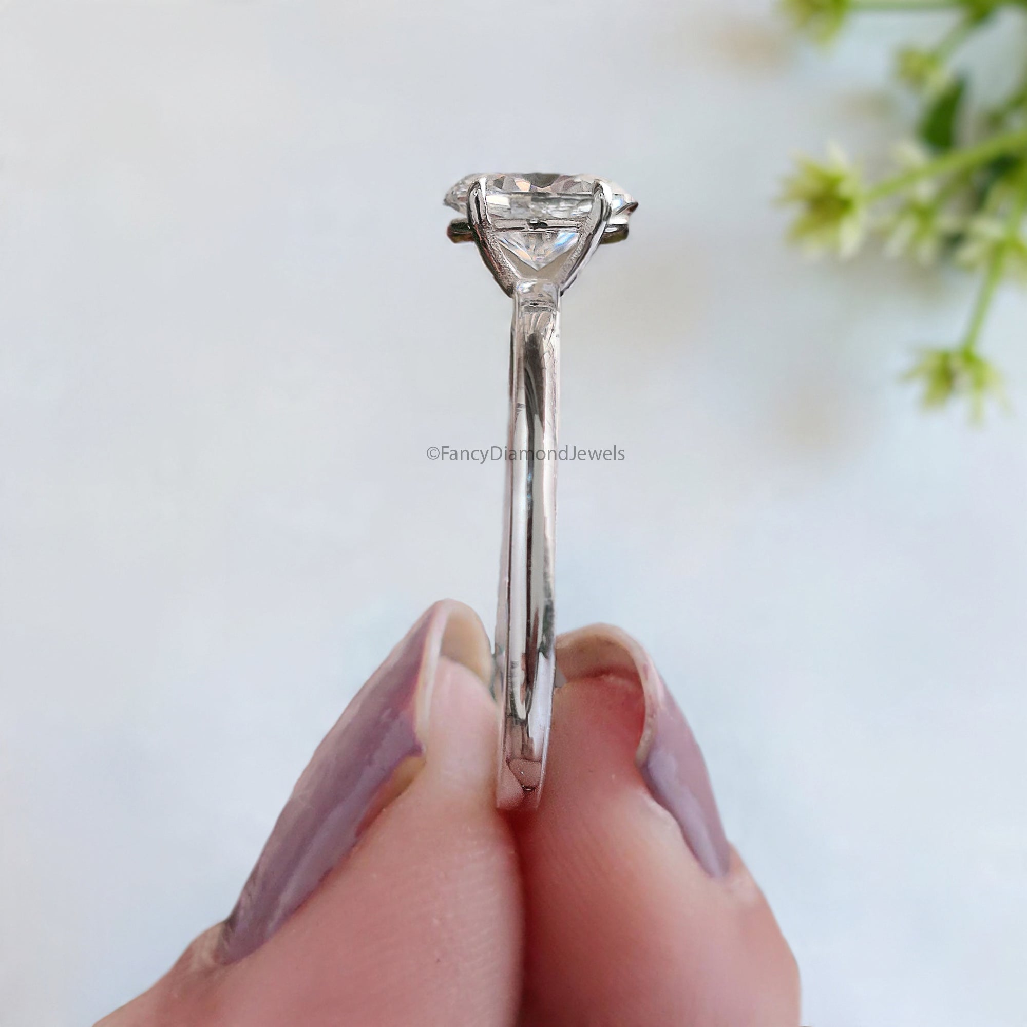 Beautiful Oval Shape Moissanite Ring White Gold 10k/14k/18k 1.00 CT Oval Cut Ring Oval Wedding Engagement Ring Oval Colorless Ring FD19