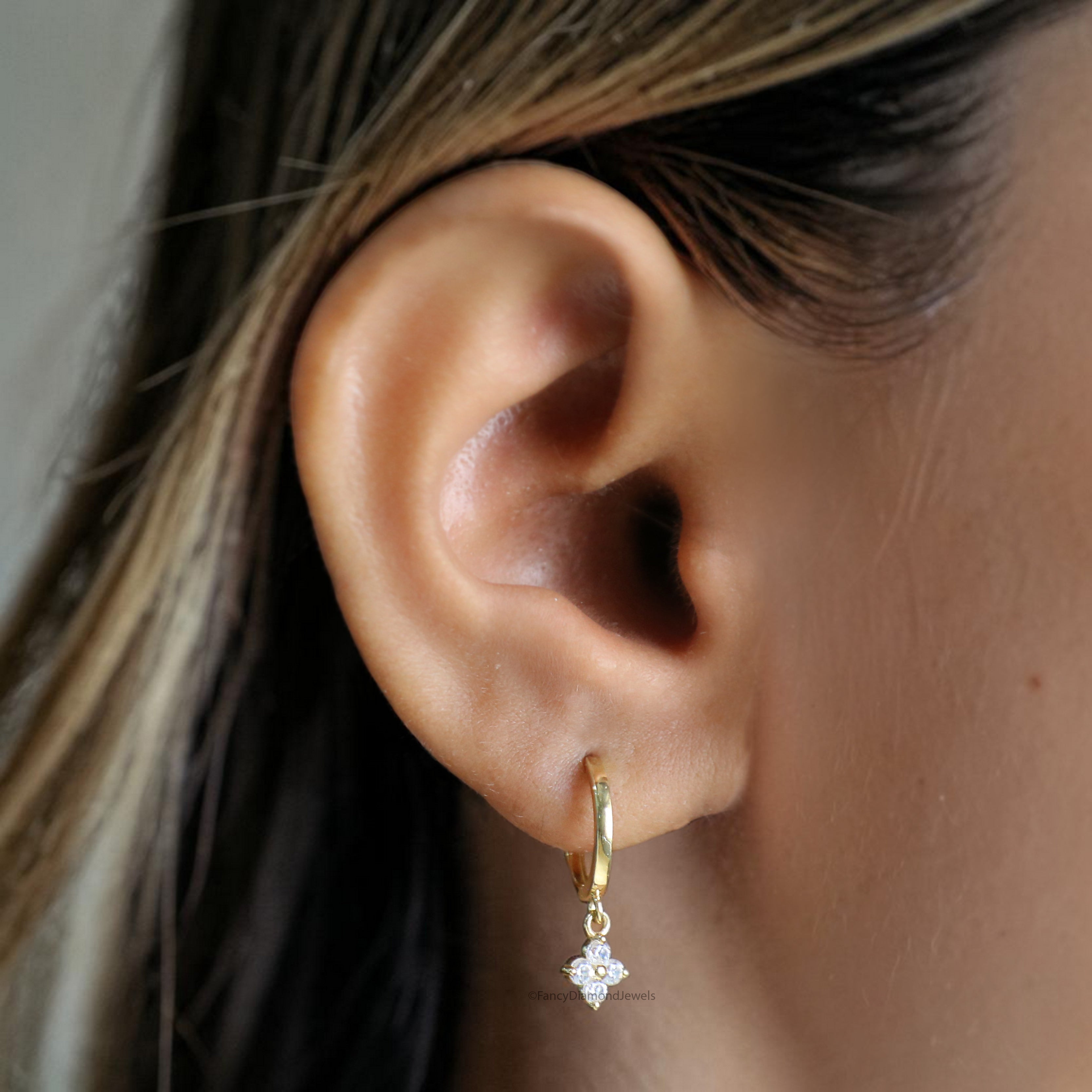 Round Diamond Flower Huggie Hoop Earrings, Minimalist Gold Dangle Earrings, Dainty Diamond Hoop, Bridesmaid Gift for Mom, Gift for Her FD551