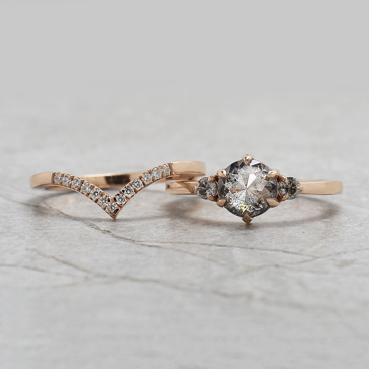 Round Rose Cut Salt and Pepper Diamond Ring, 14K Rose Gold Round Engagement Ring, Bridal Ring Set, Unique Diamond Ring Gift for Her KDL3613