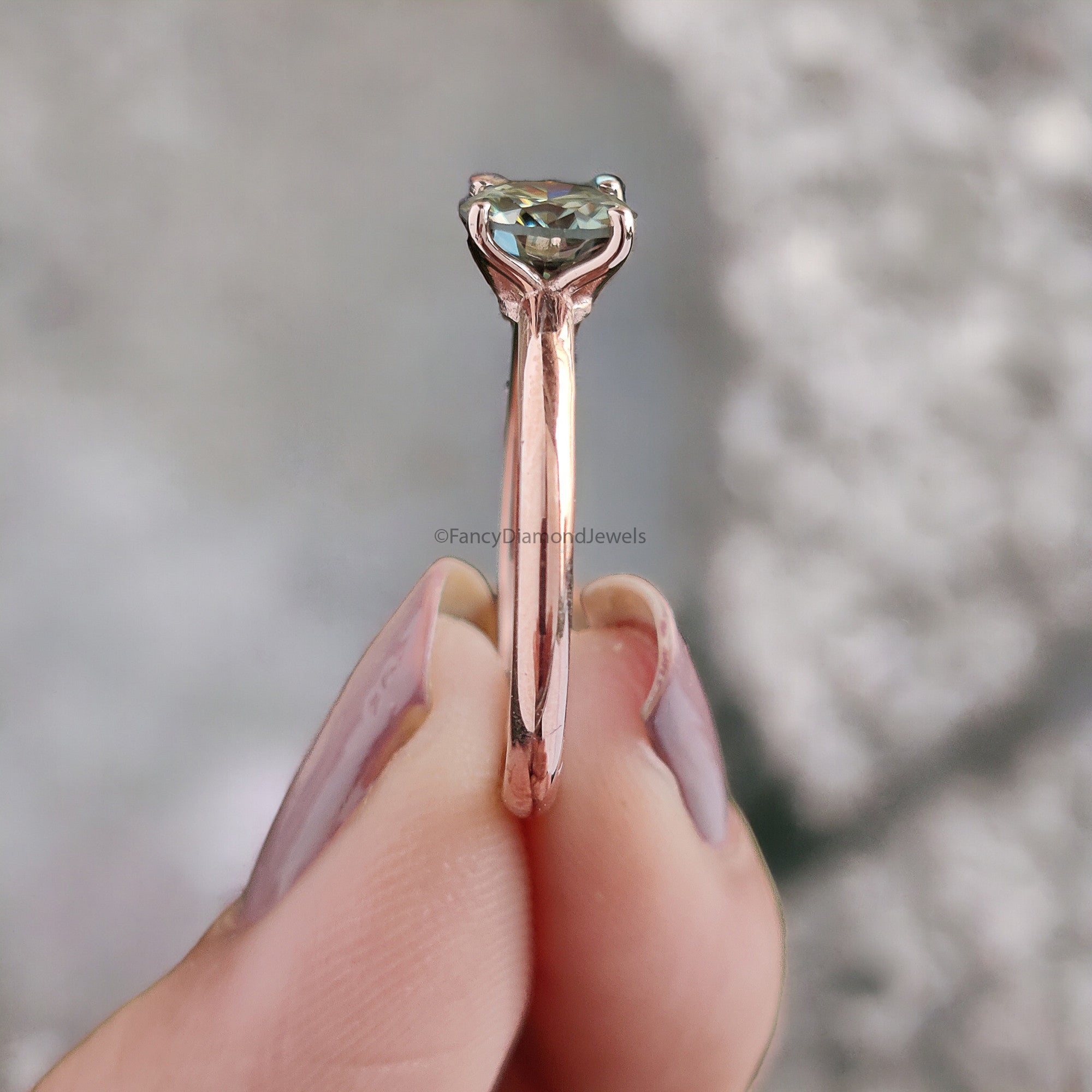 0.80 CT Aqua Blue Green Round Brilliant Moissanite Ring 10k/14k/18k Solid Rose Gold Ring Solitaire Engagement Ring Moissanite Ring FD13