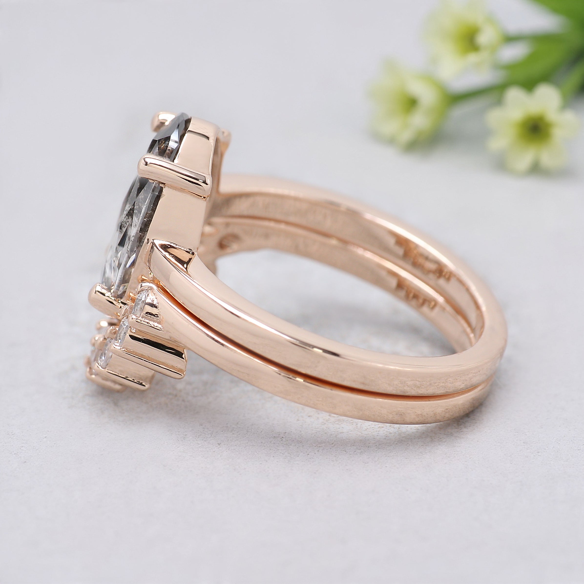 2.29 CT Oval Lab Grown Diamond Ring Oval CVD Fancy Black Grey Salt And Pepper Diamond Ring Engagement Ring Bridal Wedding Ring Set KDL3525