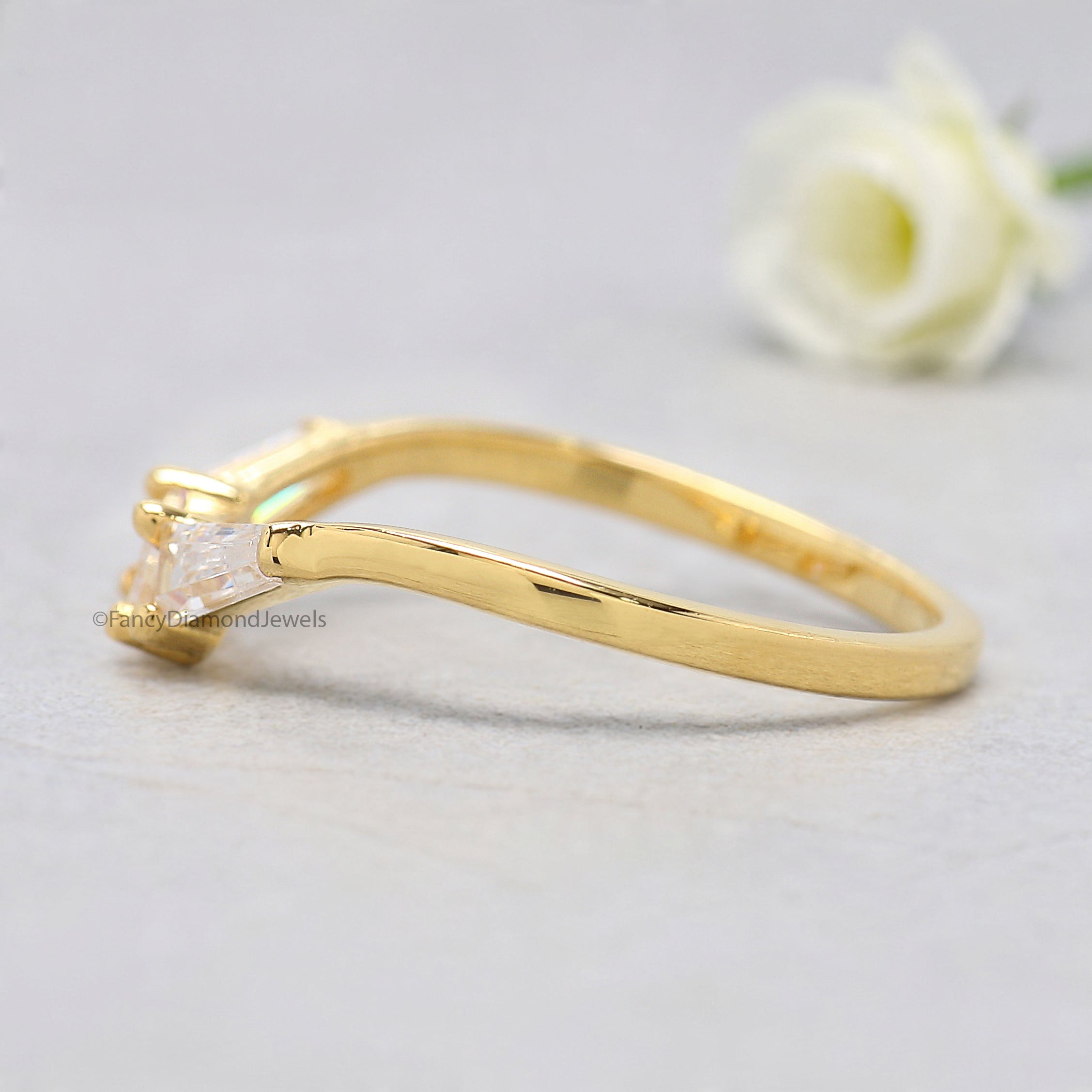 Baguette / Tapper Baguette Cut Wedding Band Yellow Gold Unique Anniversary Curved Wedding Band Vintage Stacking Matching Gift For Her FD530