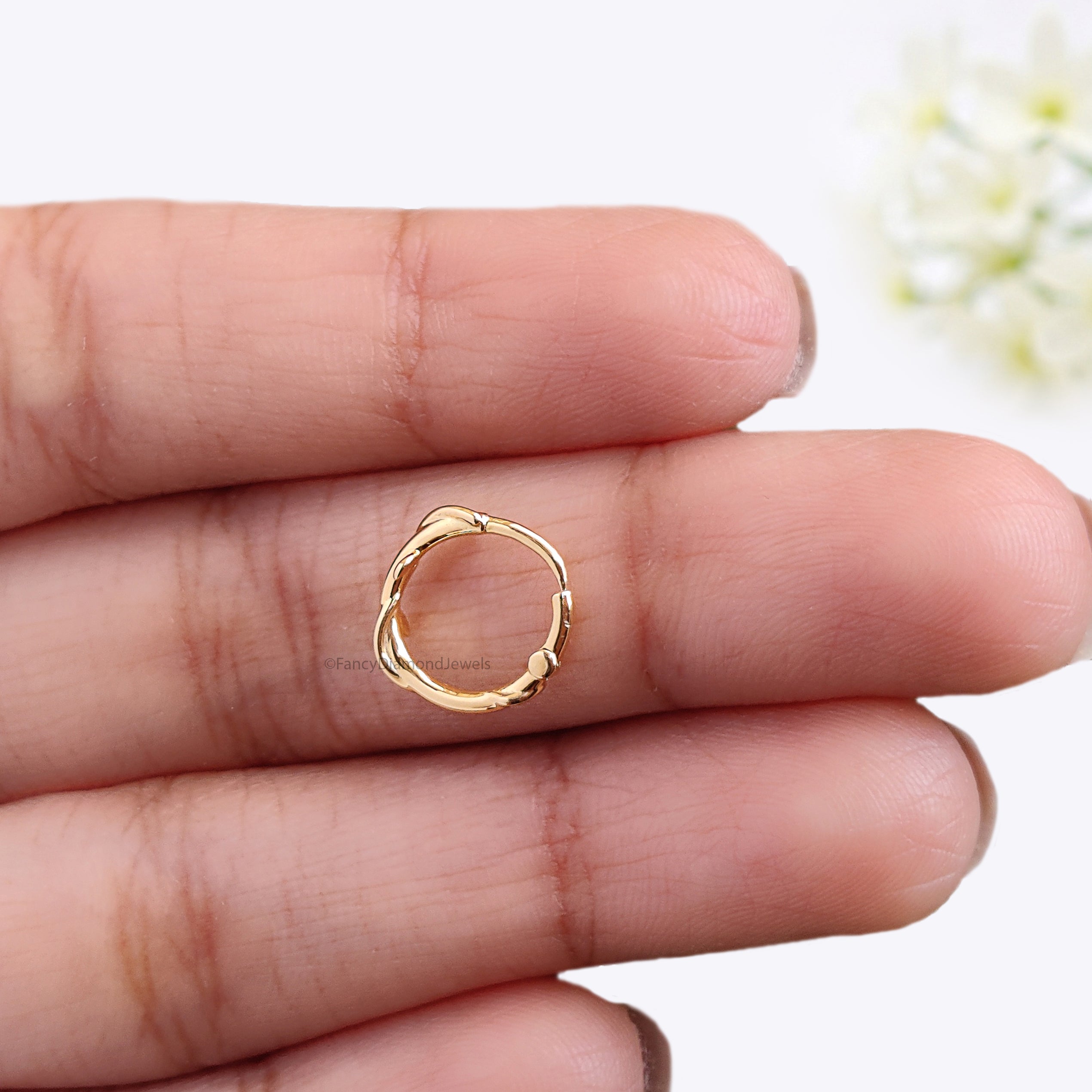 Twist Leaf Nose Hoop Solid Gold Rope Nose Hoop Unique Nose Piercing Nose Ring Clicker Braided Nose Ring Hoop Nose Ring Gold FD490