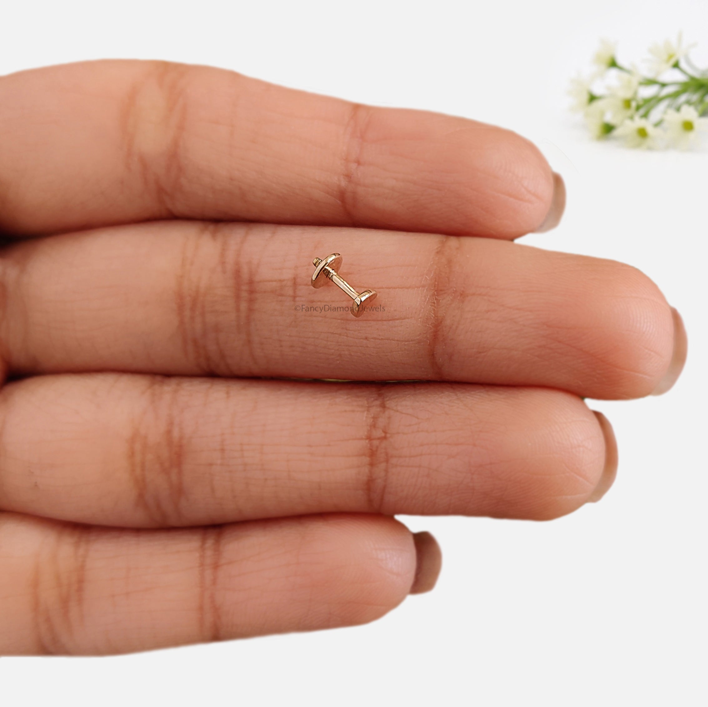 Heart Internally Threaded Labret tragus stud conch earrings Silver Yellow Gold Cuff cartilage helix stud flat back labret stud FD507