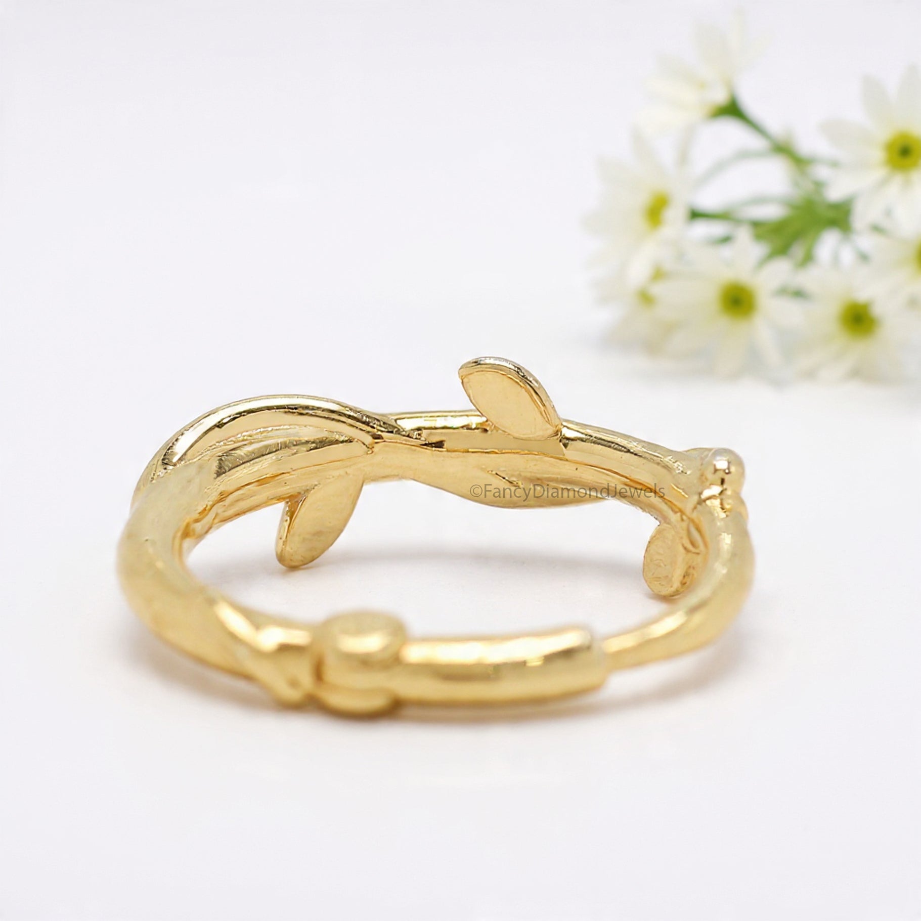 Twist Leaf Nose Hoop Solid Gold Rope Nose Hoop Unique Nose Piercing Nose Ring Clicker Braided Nose Ring Hoop Nose Ring Gold FD490