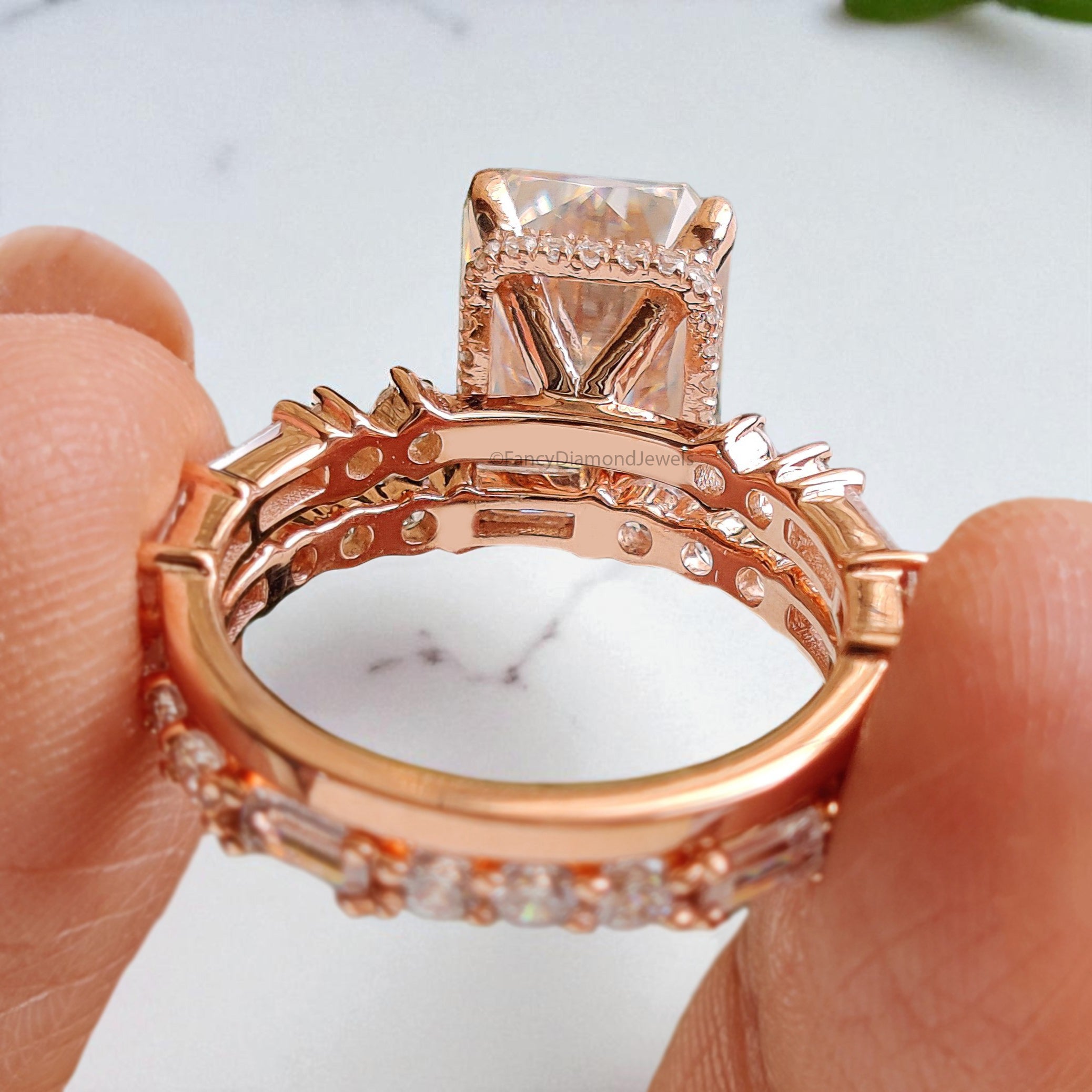 3.70 CT Radiant Cut Colorless Moissanite Bridal Ring Set Engagement Ring Pointed Claw Prong Set Ring Anniversary Ring Rose Gold Ring FD414
