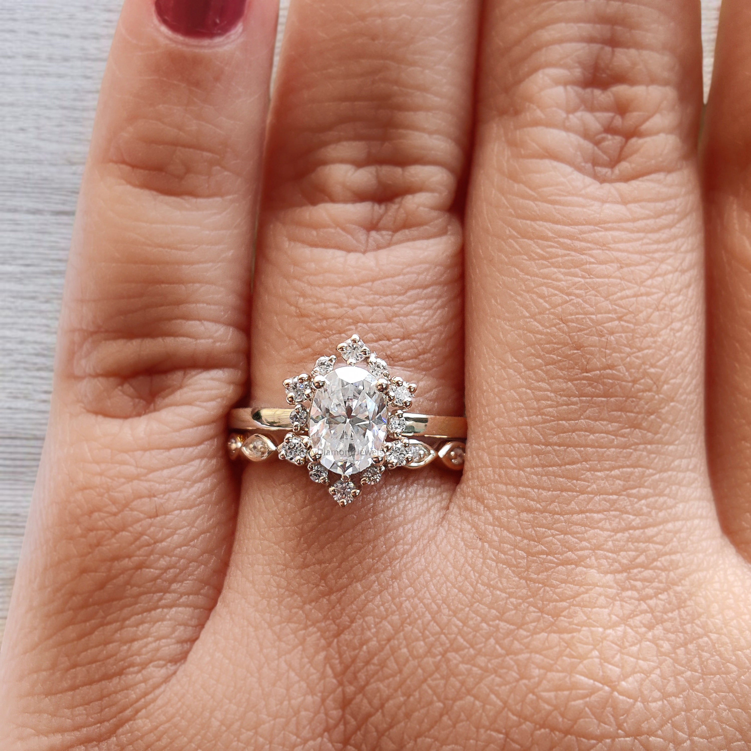 Oval Cut Lab Grown Diamond Engagement Ring Set 0.80 CT Colorless Oval Halo Set Wedding Ring For Women Anniversary Bridal Ring Set FD271