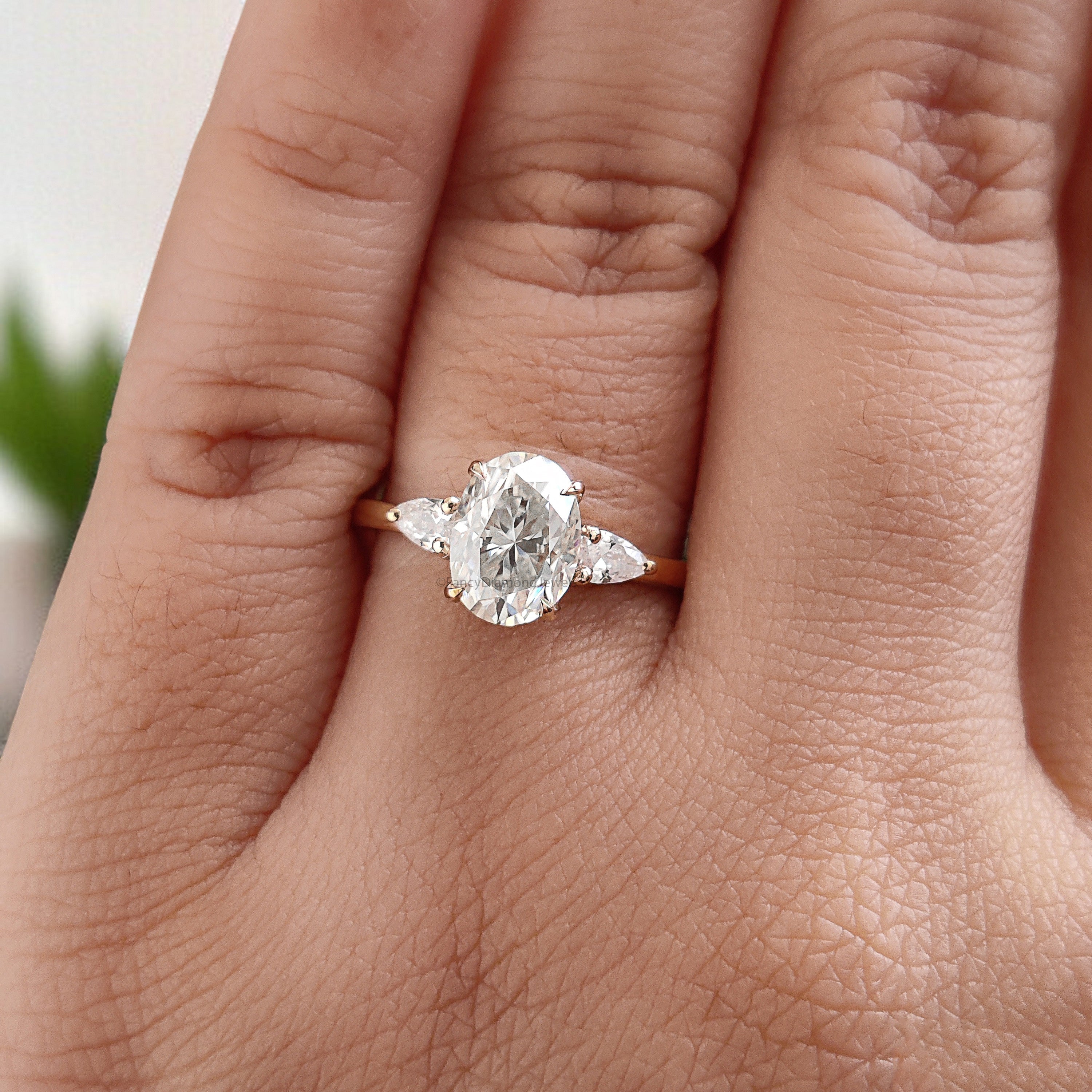 Oval Cut Lab Grown Diamond Engagement Ring 1.45 CT Colorless Oval Prong Set Wedding Ring For Women Anniversary Ring Three Stone Ring FD465