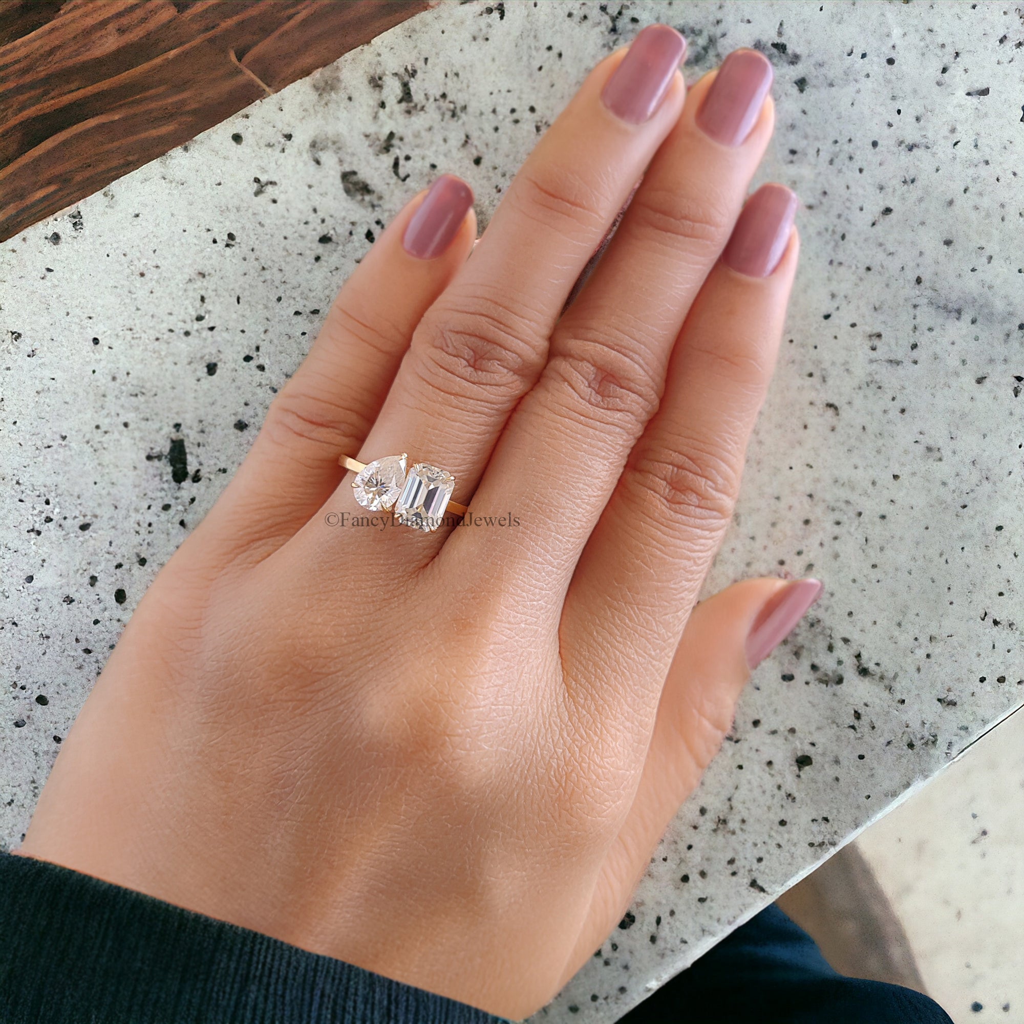 Pear And Emerald Cut Moissanite Engagement Ring 14K Solid Gold Colorless Moissanite Ring Toi Et Moi Ring Double Stone Wedding Ring FD68
